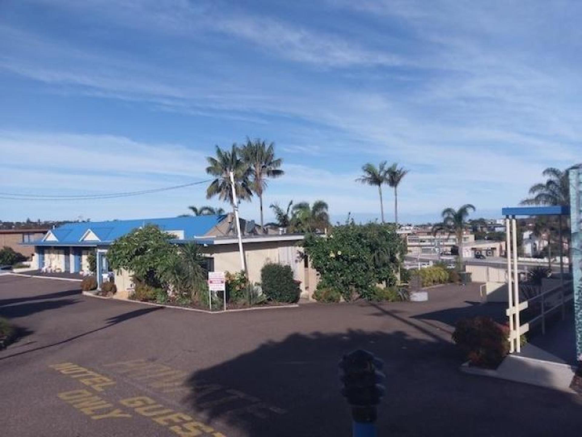 Under Offer! Motel In 594597 3