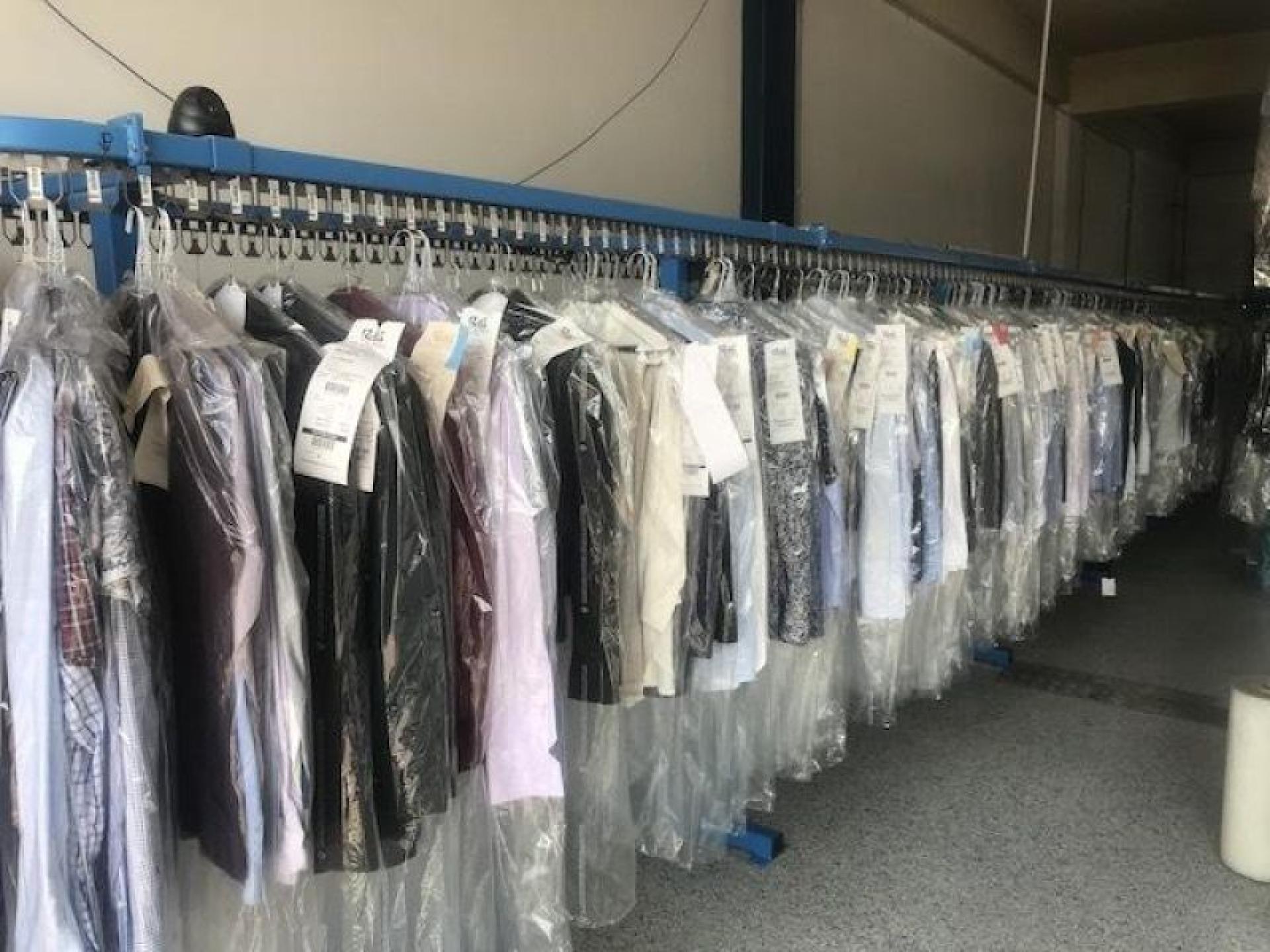 Under Offer! Very Profitable 594606 1