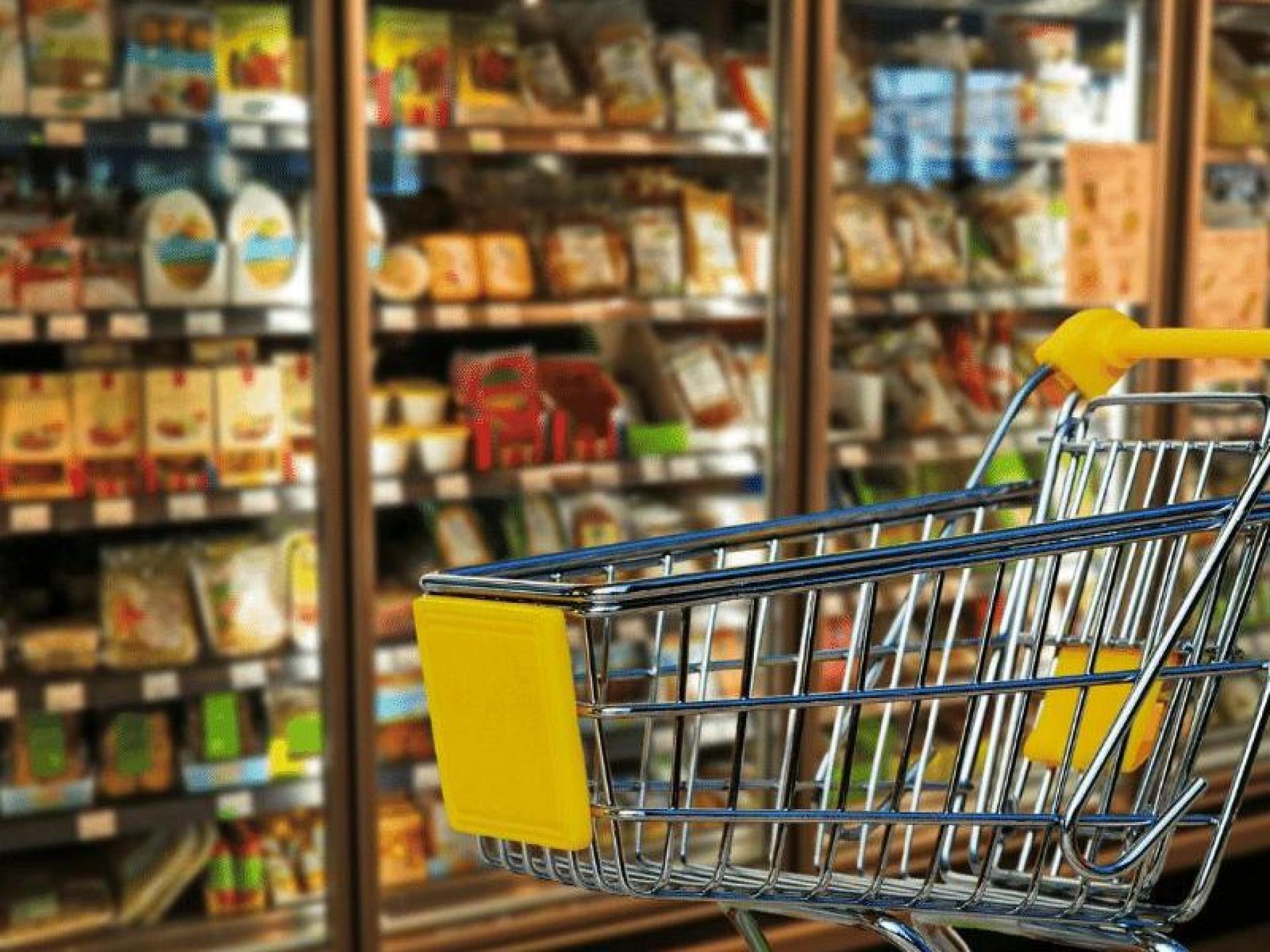 Under Offer - Long 594655 1