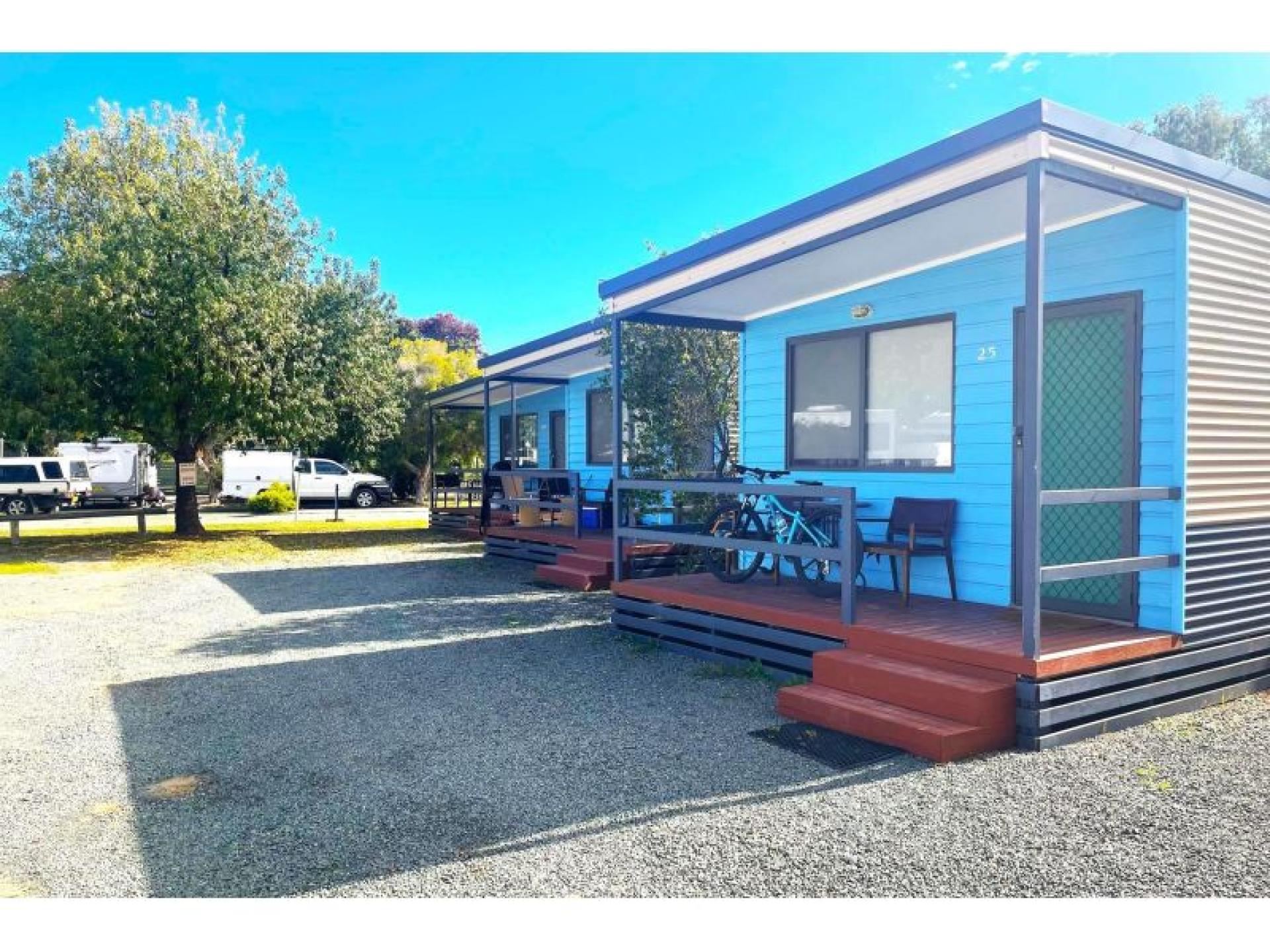 Leasehold - Big 4 594707 2