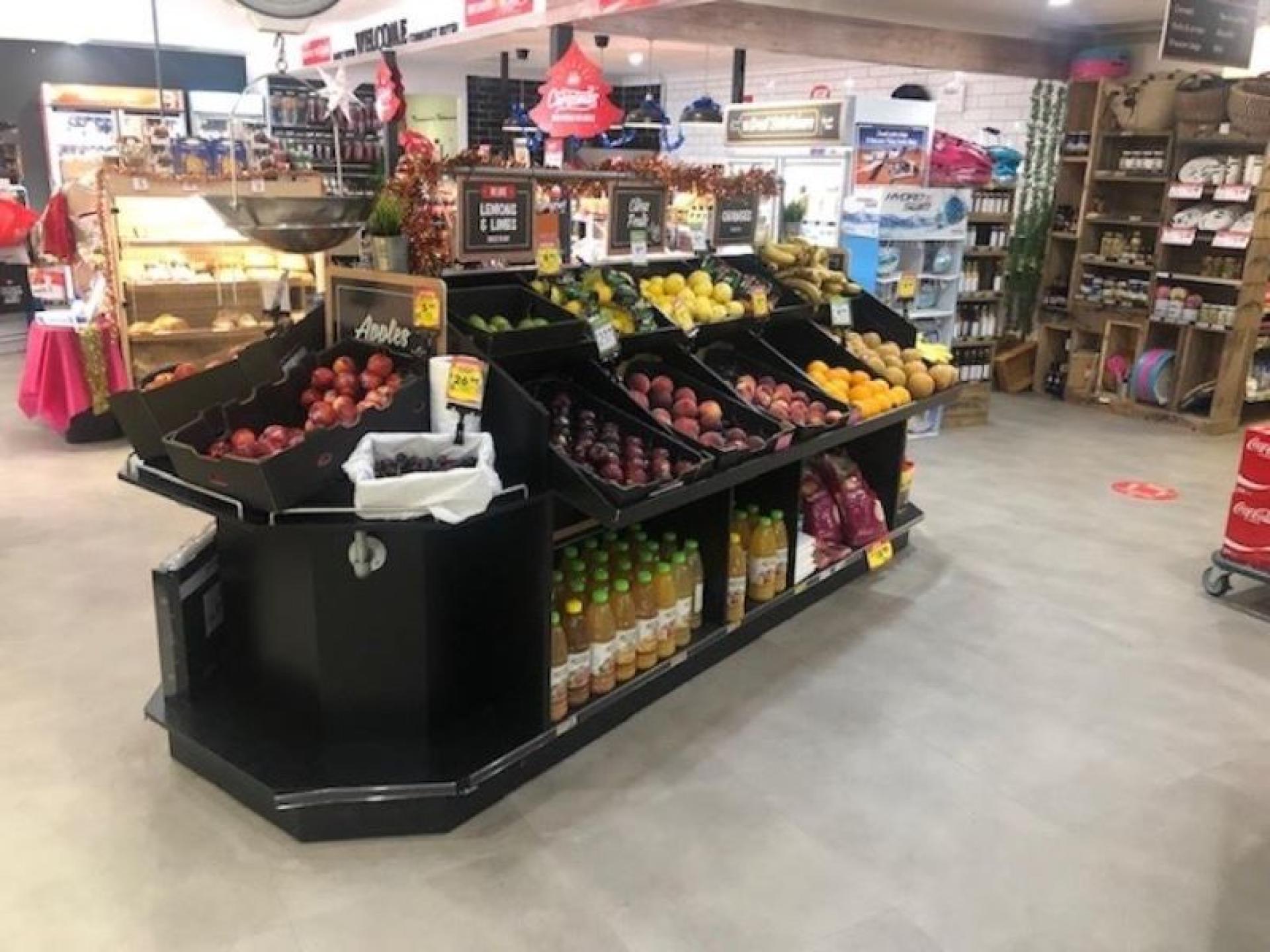 Under Offer! Iga Located 594723 1