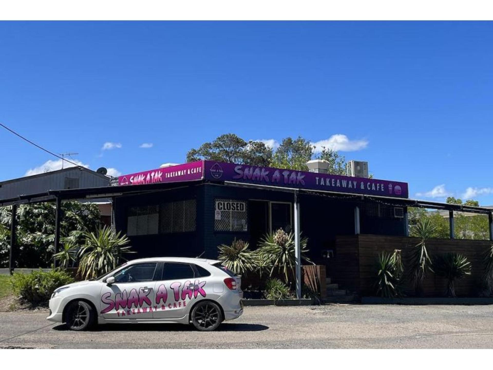 Sold - Busy Takeaway 597840 1
