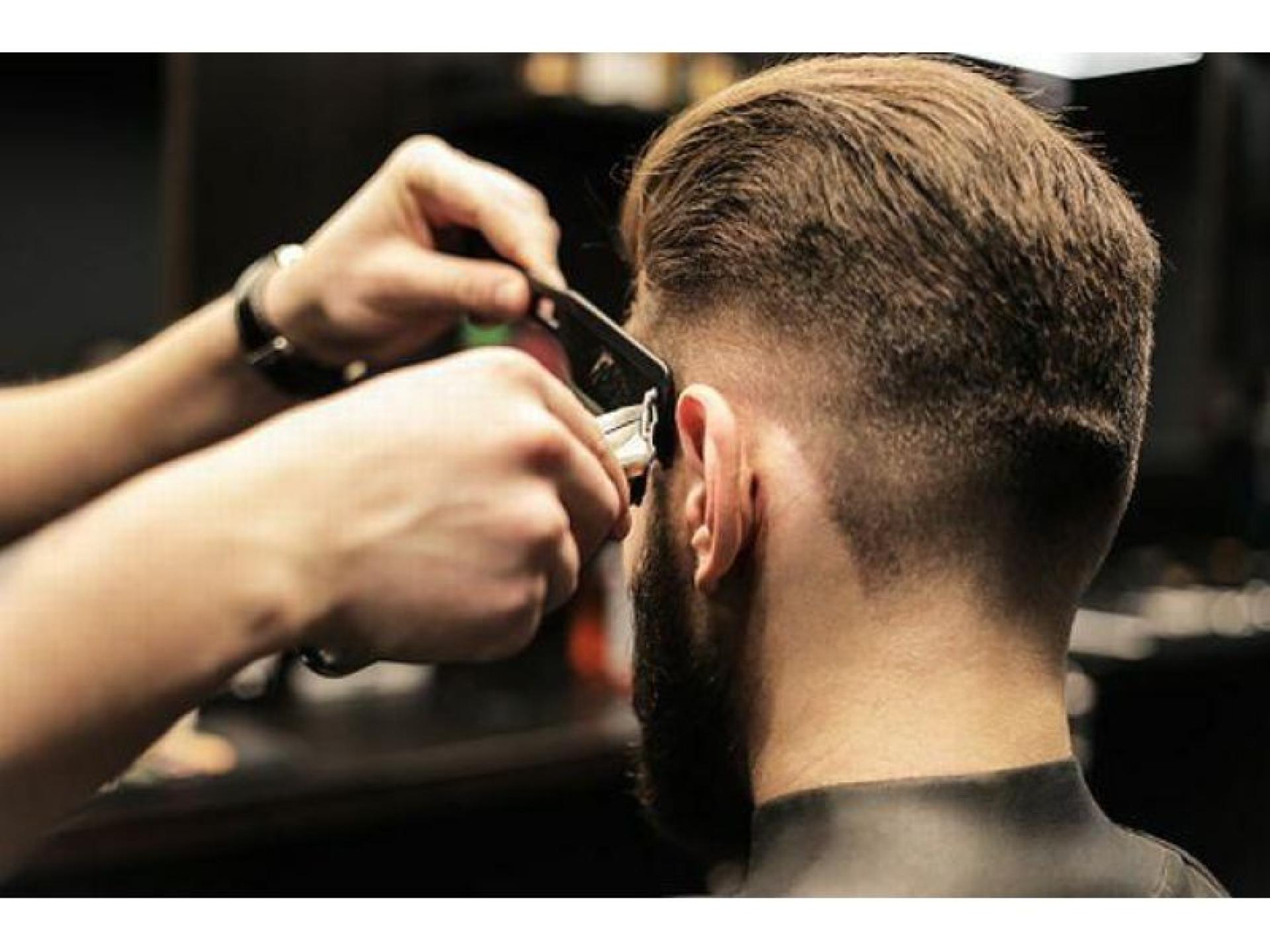 Profitable & Well Known 598052 2