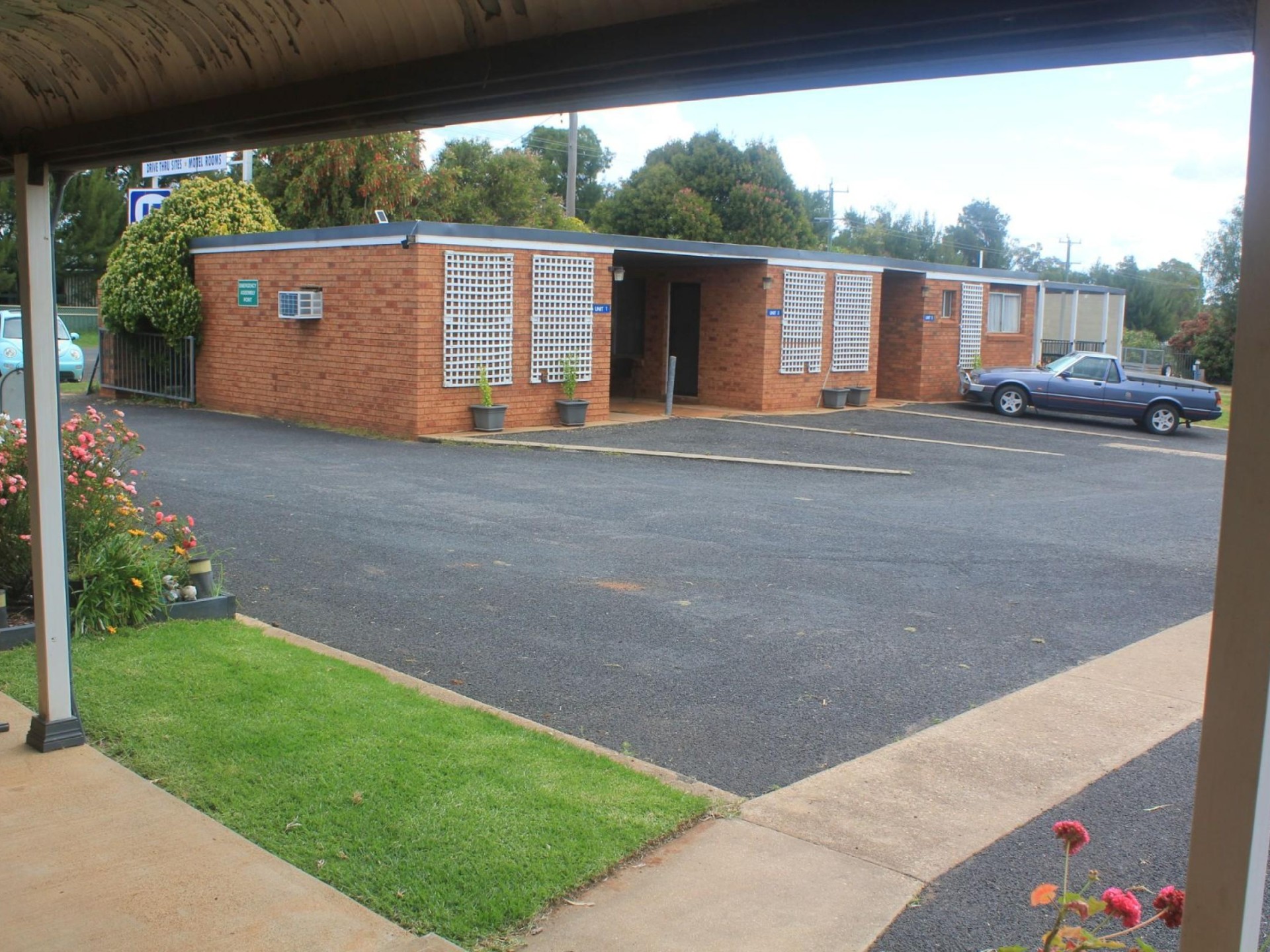 Immaculate Newell Hwy Caravan 598490 3