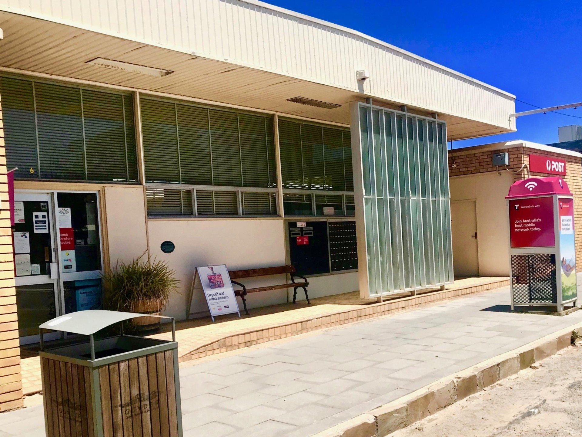 Fantastic Country Post Office 599672 1