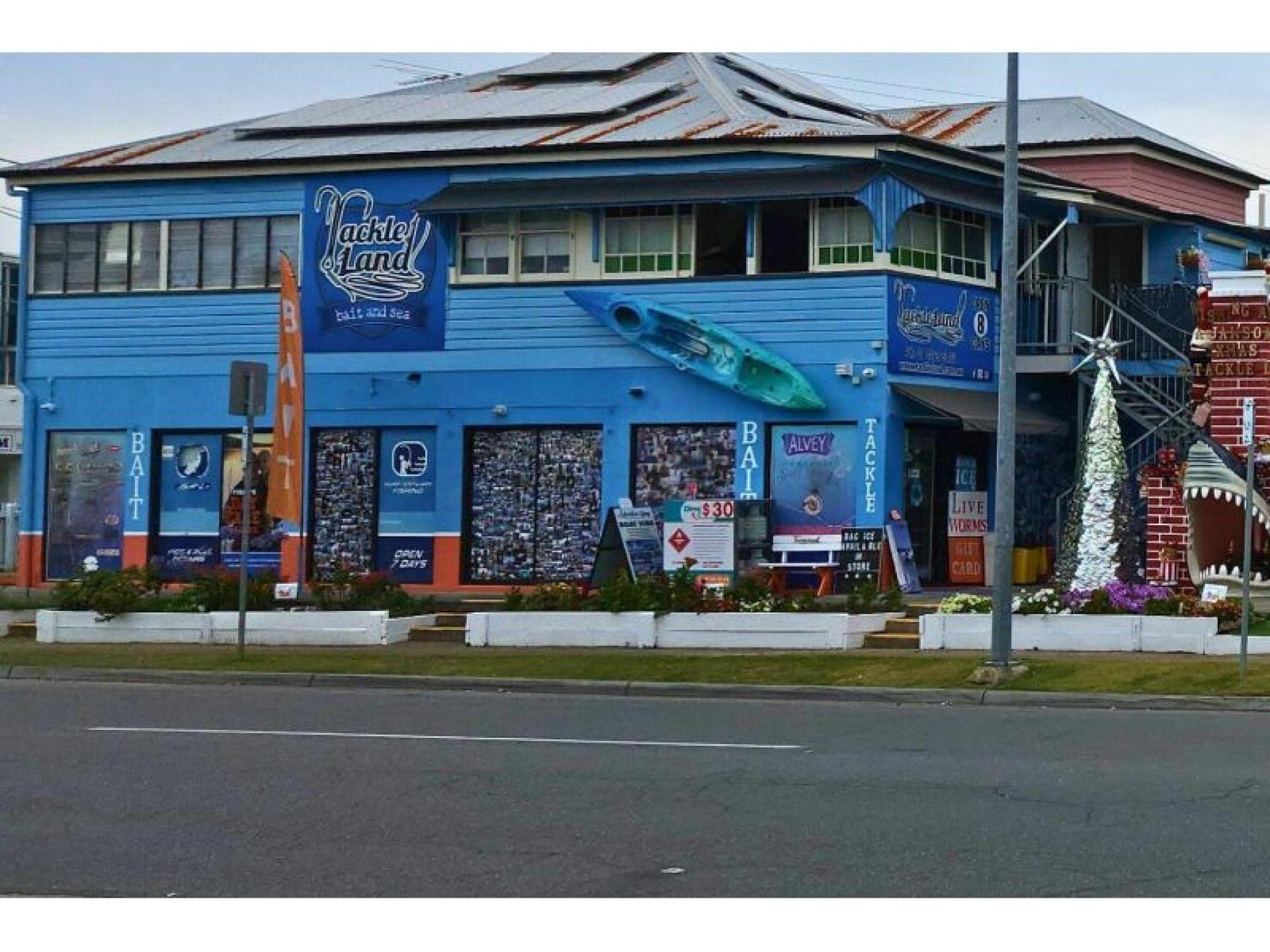 Award-winning Tackle Store Prime 600025 1
