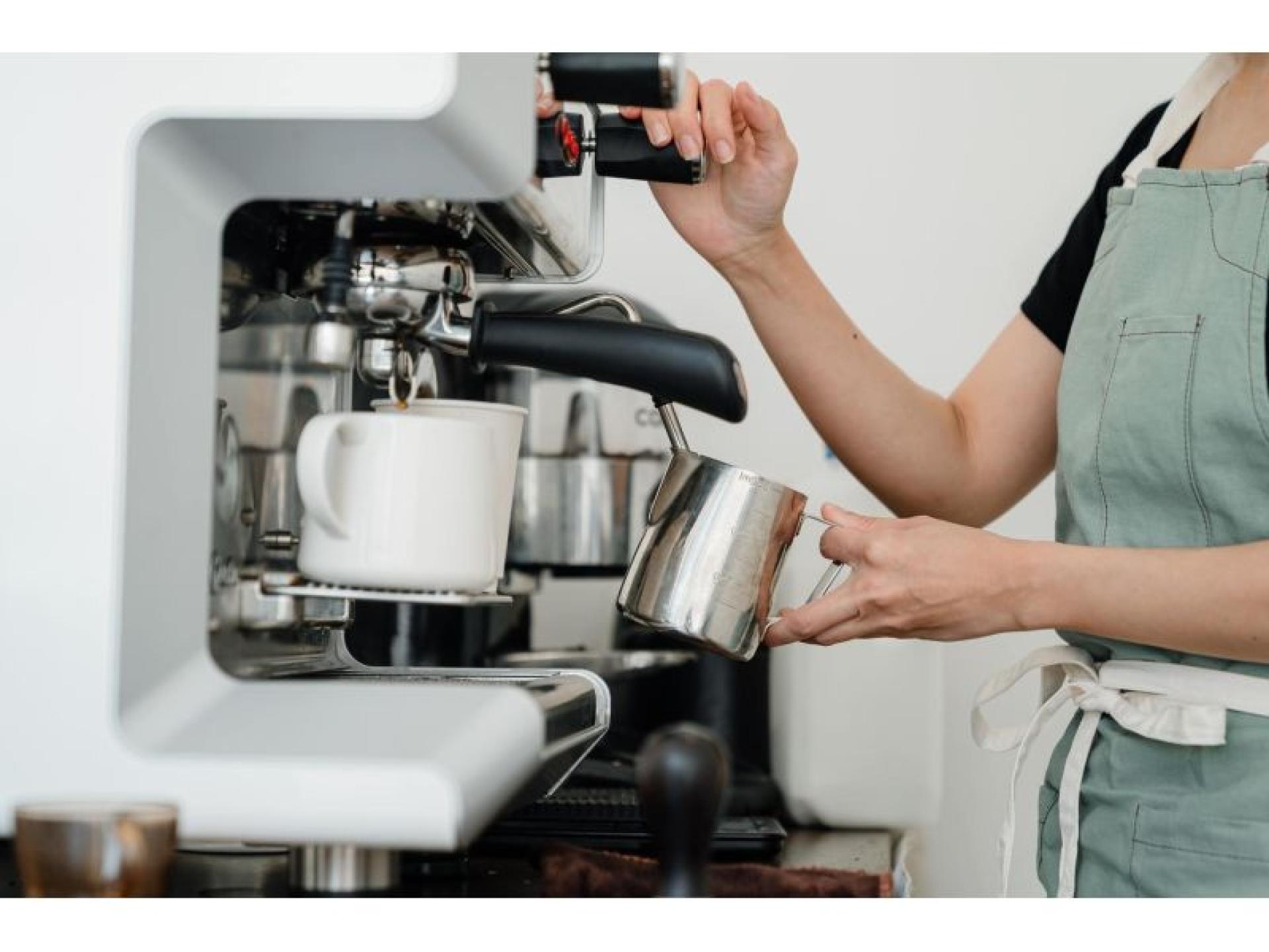 Modern Kiama Seaside Coffee 600087 2