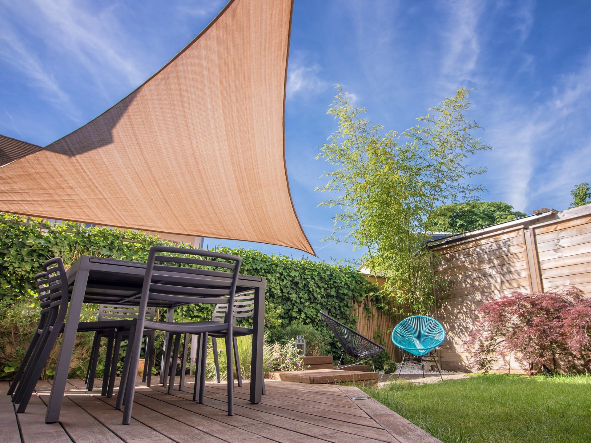 Manufacturing/retail Canvas & Aluminium 600465 1