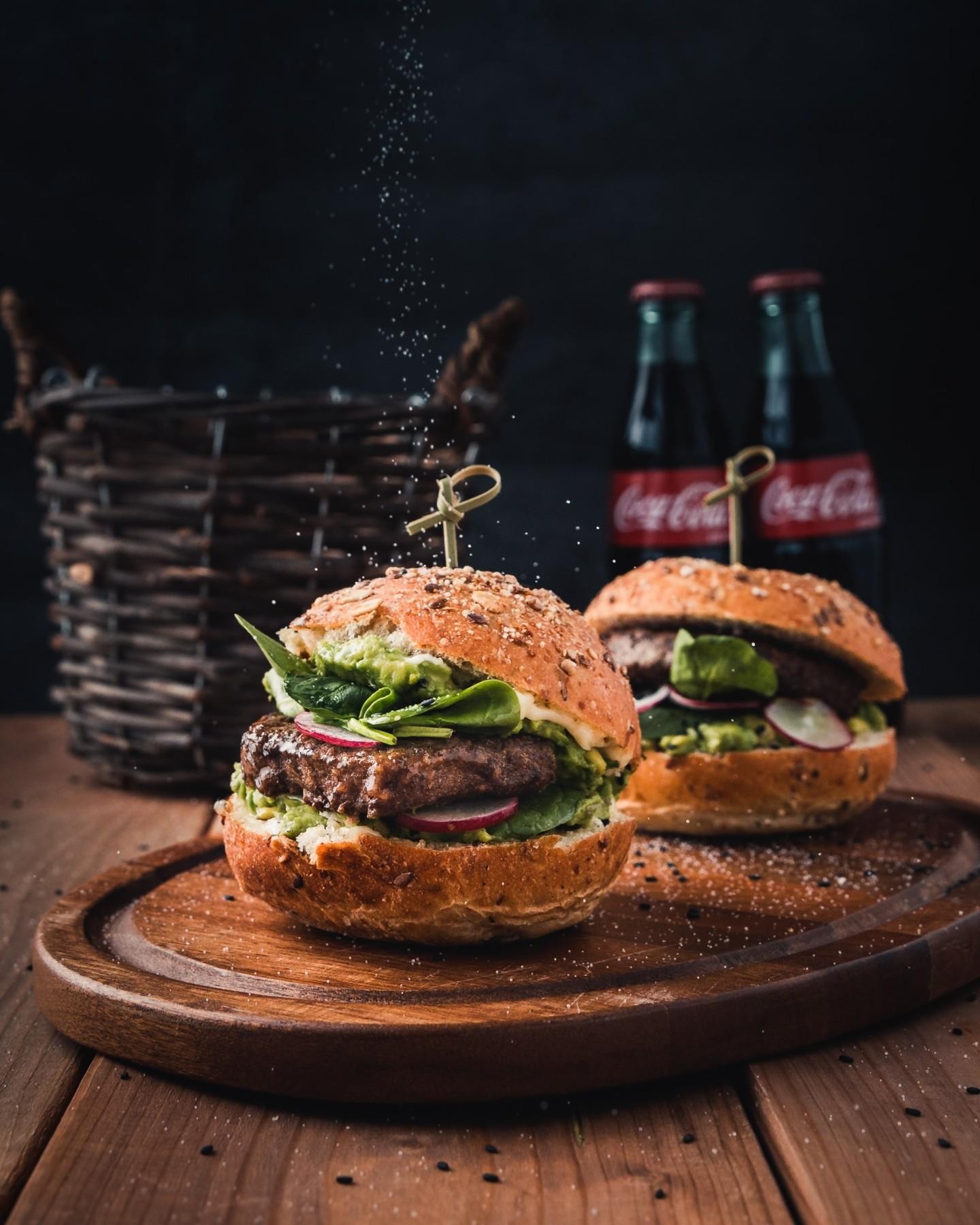 Burger Shop And Take 600754 2