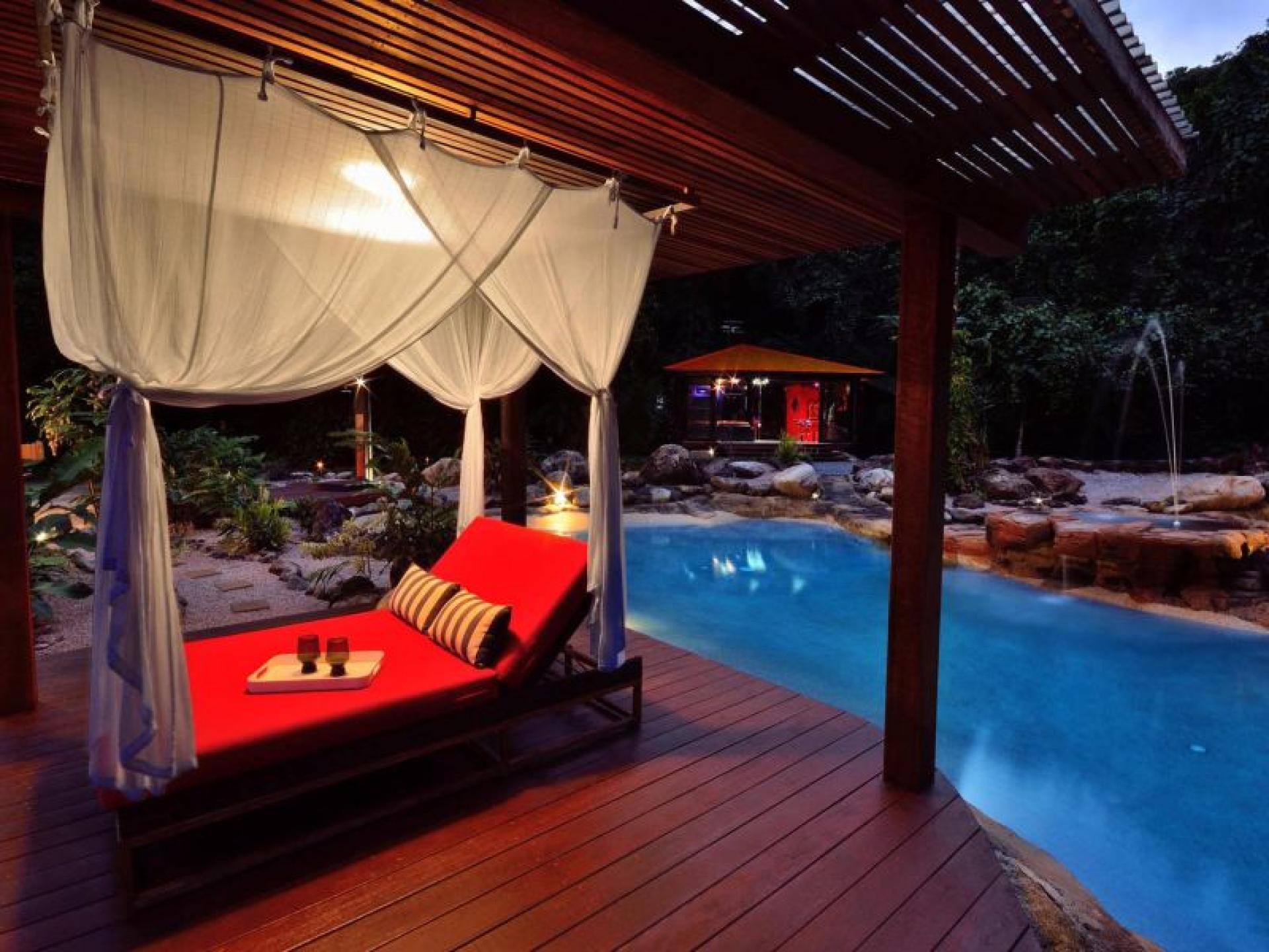 Luxurious Retreat For The 602085 2