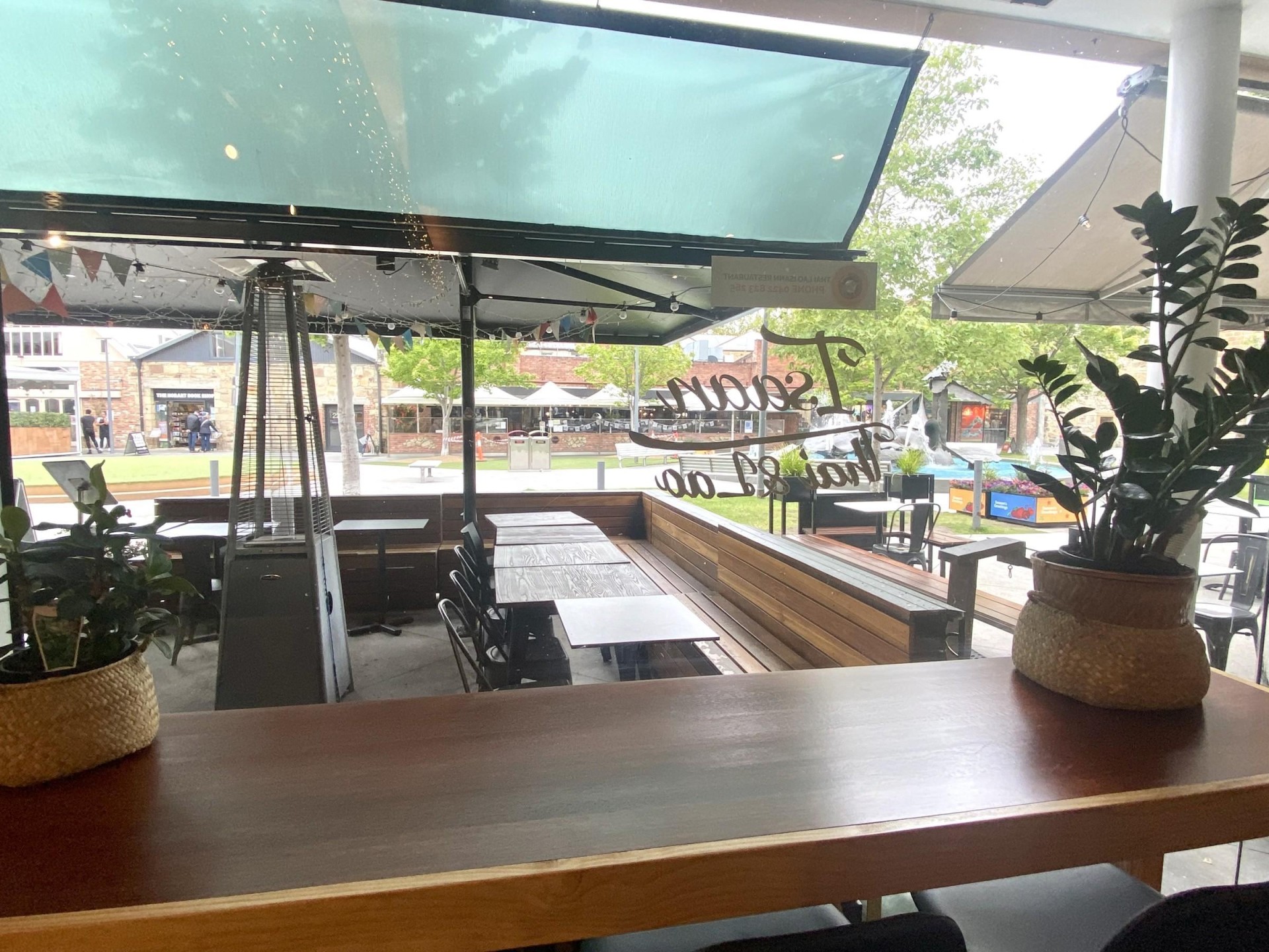 Fully Licensed Restaurant Outstanding 602126 2