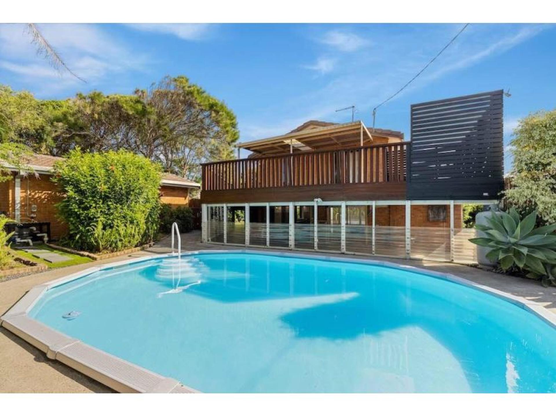 Sold - Freehold Post 603813 2