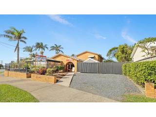 SOLD - Freehold Post Office with 4-Bedroom Home and Pool – Corindi Beach, NSW