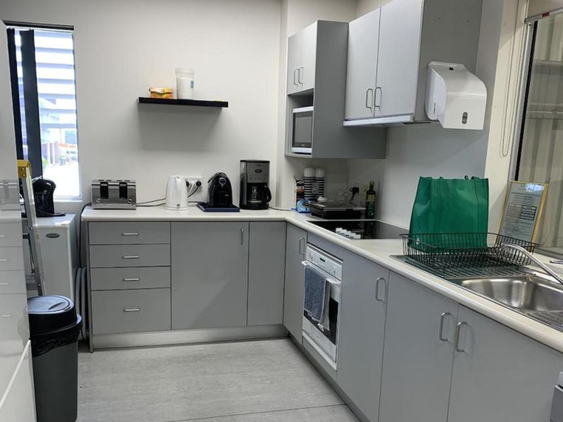 Under Offer - Home 604267 3