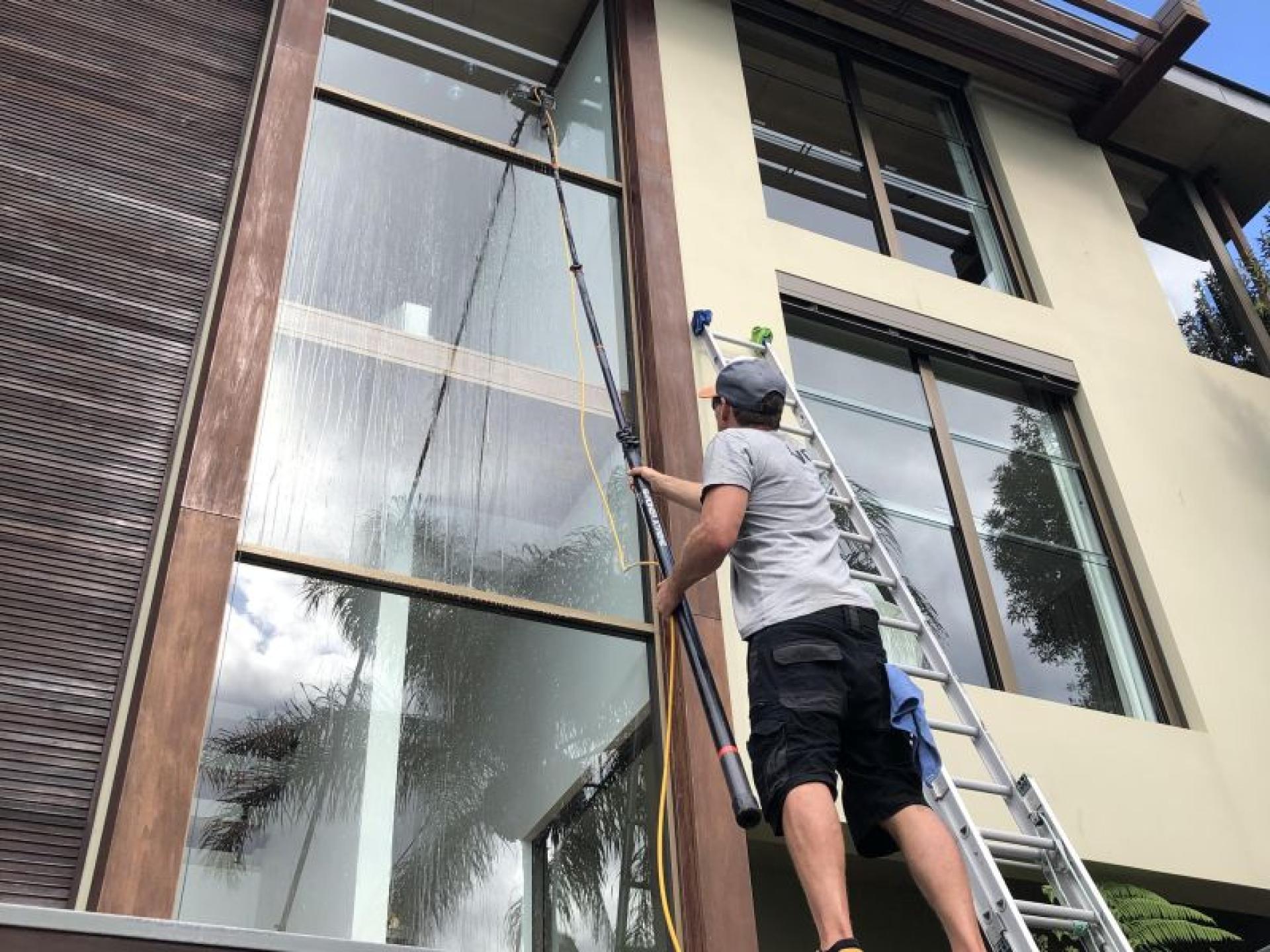 Residential And Commercial Window 604337 1