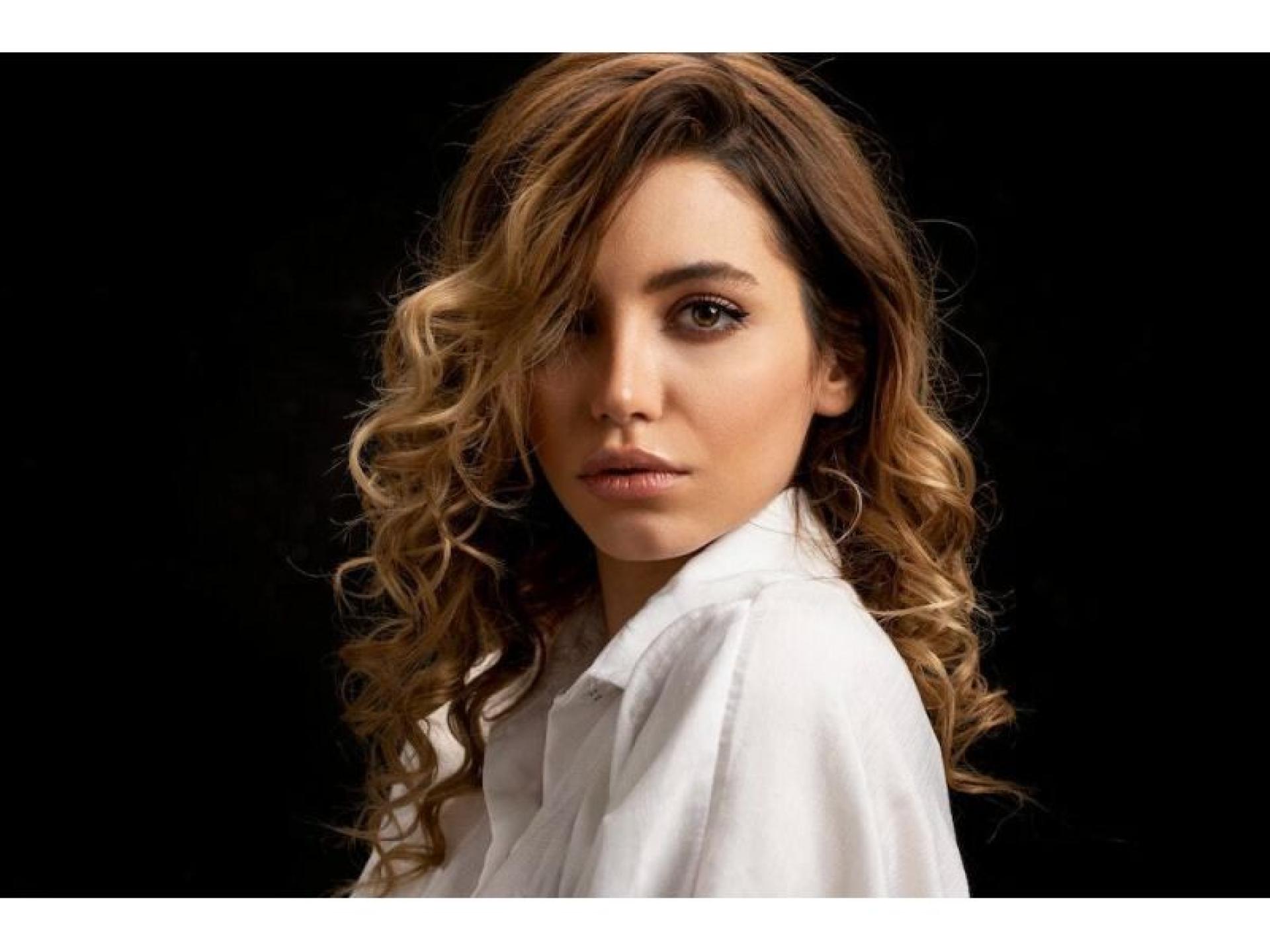 Sold-spacious Modern Unisex Hair 604892 1