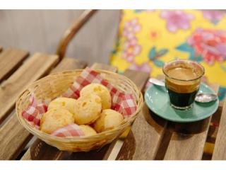 Cafe Darlinghurst - In the hustle and bustle - Regular clientelle