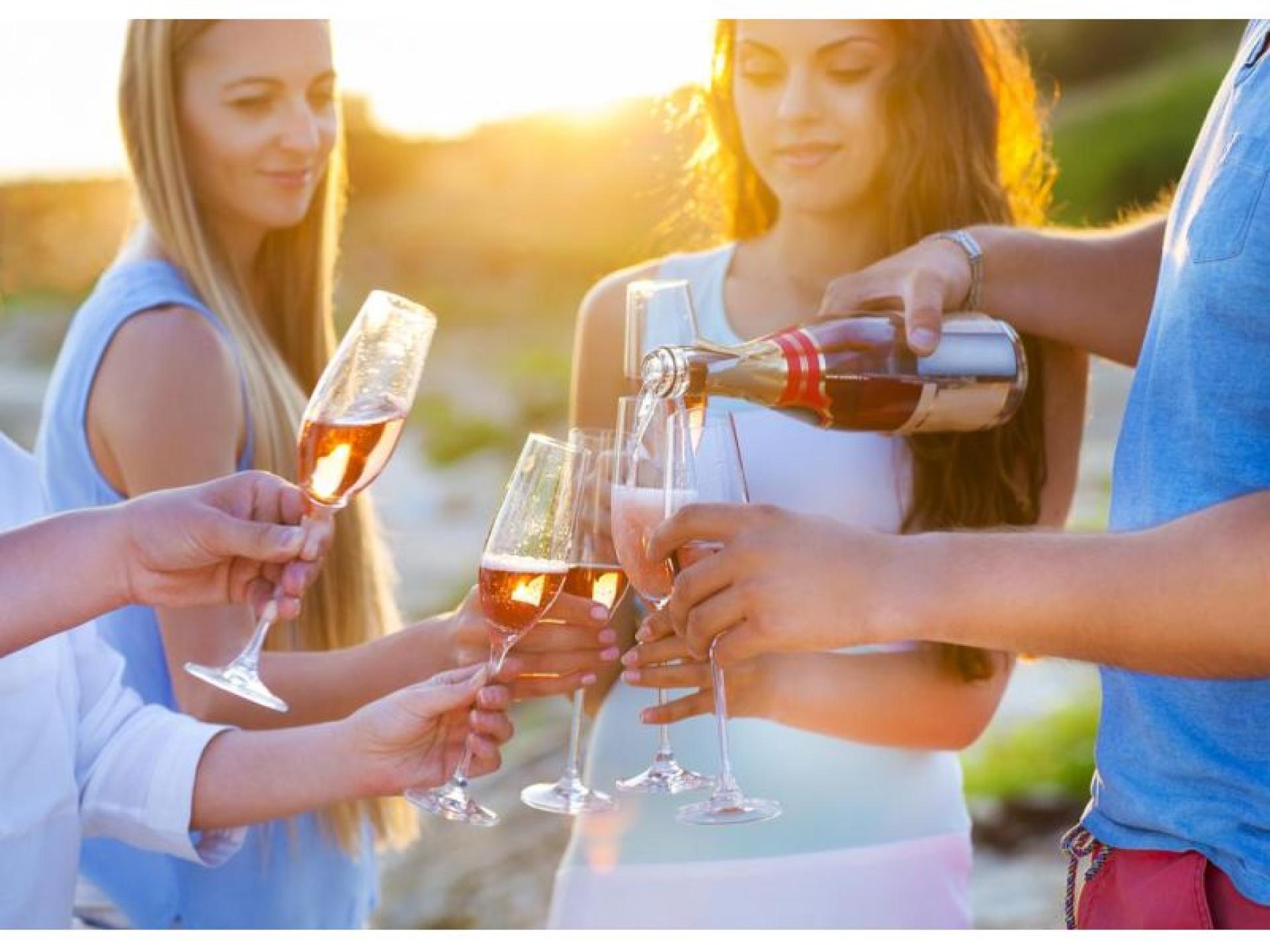 Online Wine & Retail 606129 2