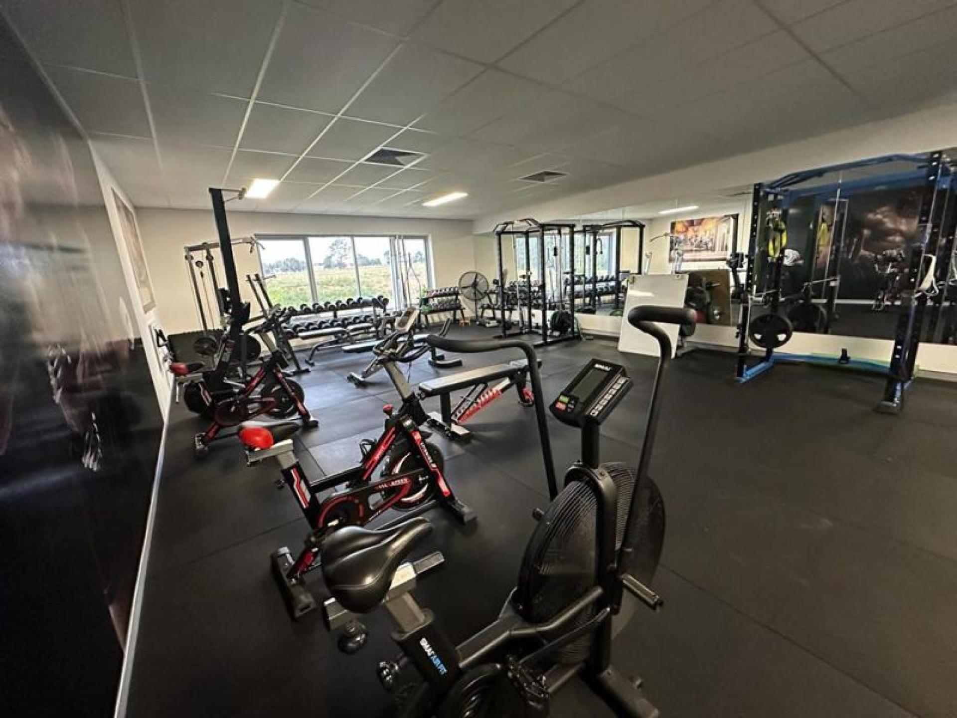 Under Offer - Fitness 606521 2