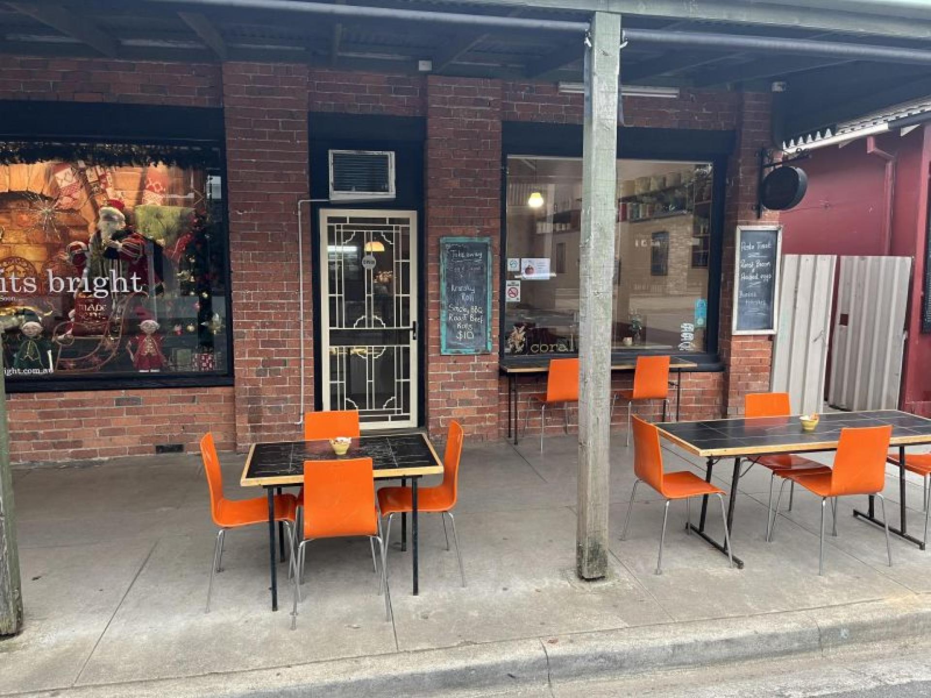 Bright Café With A 606703 1