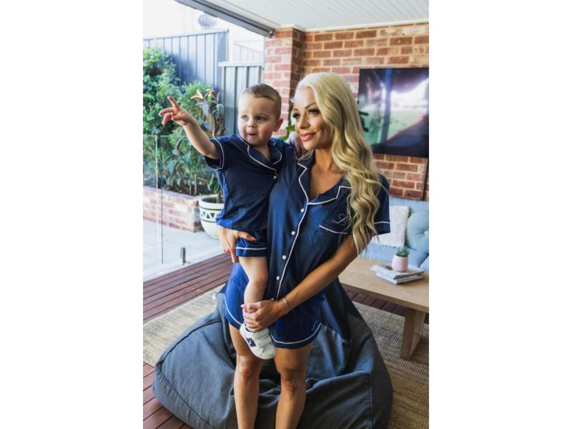 Sold - Online - 607599 2