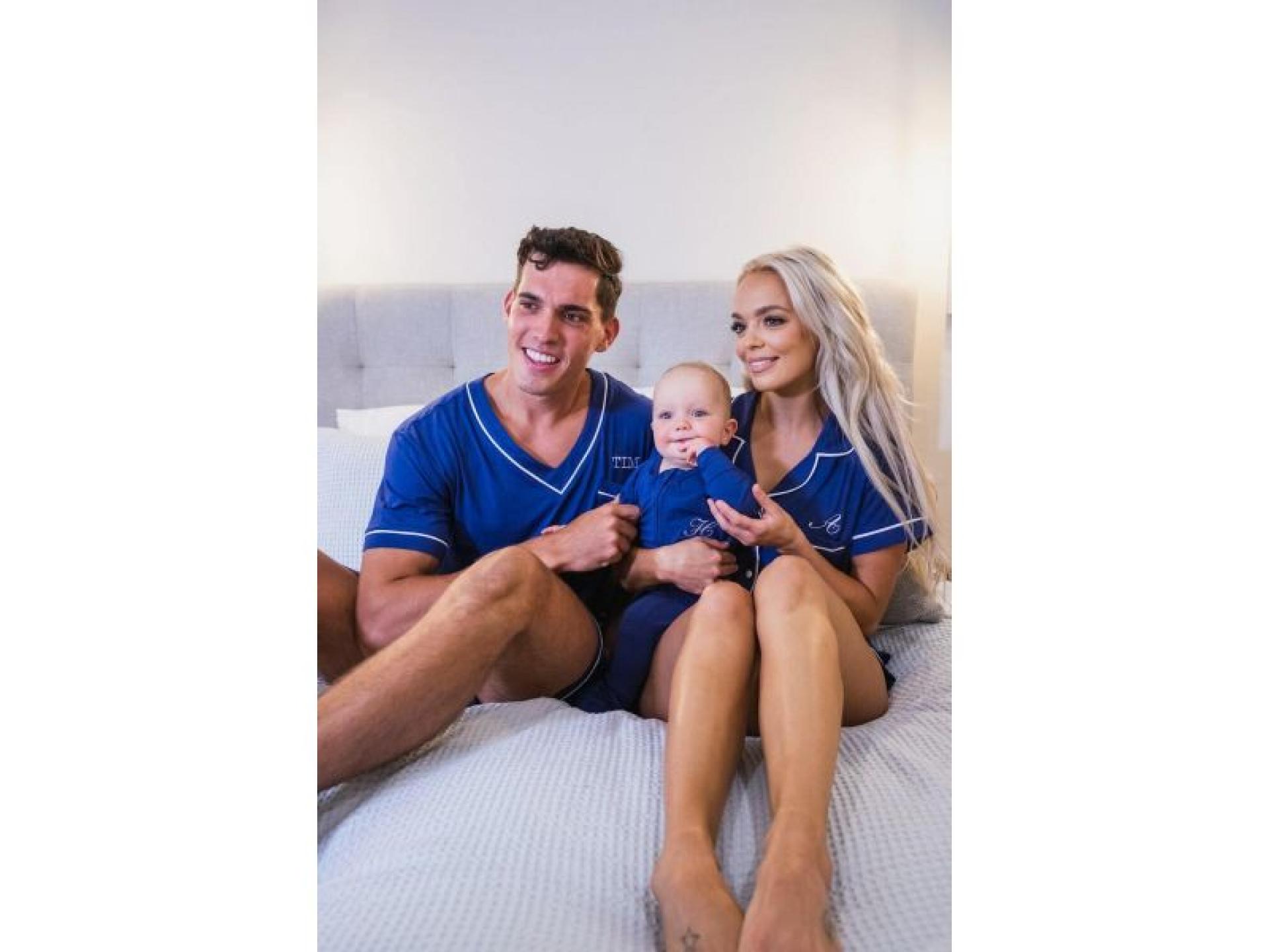 Sold - Online - 607599 3