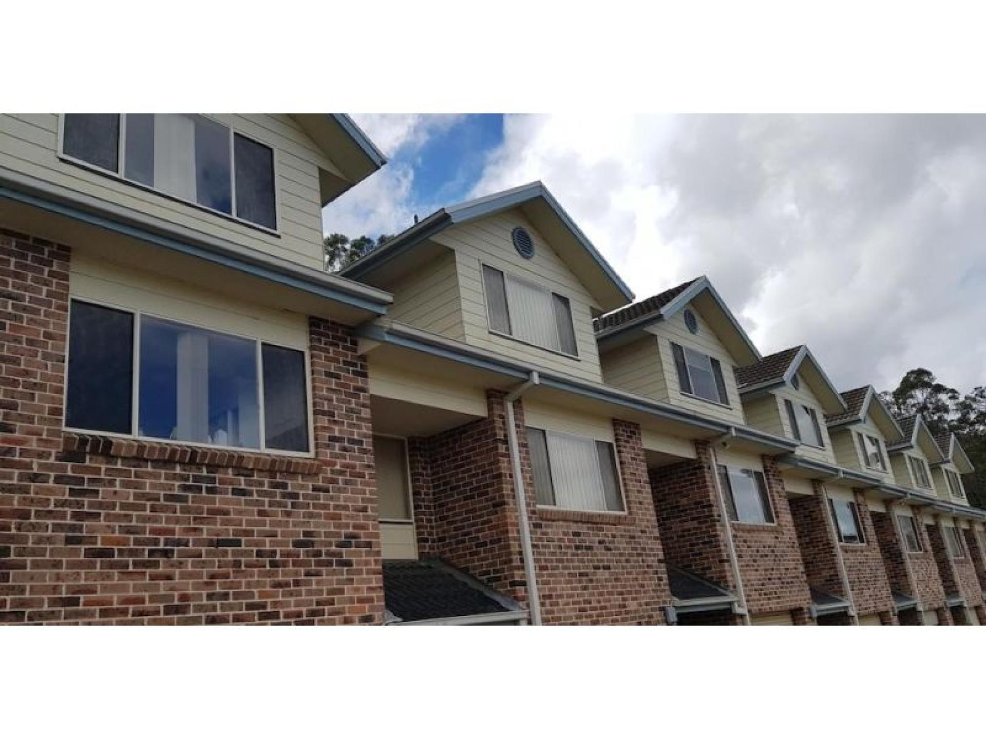 Exterior Pressure Cleaning And 607818 2