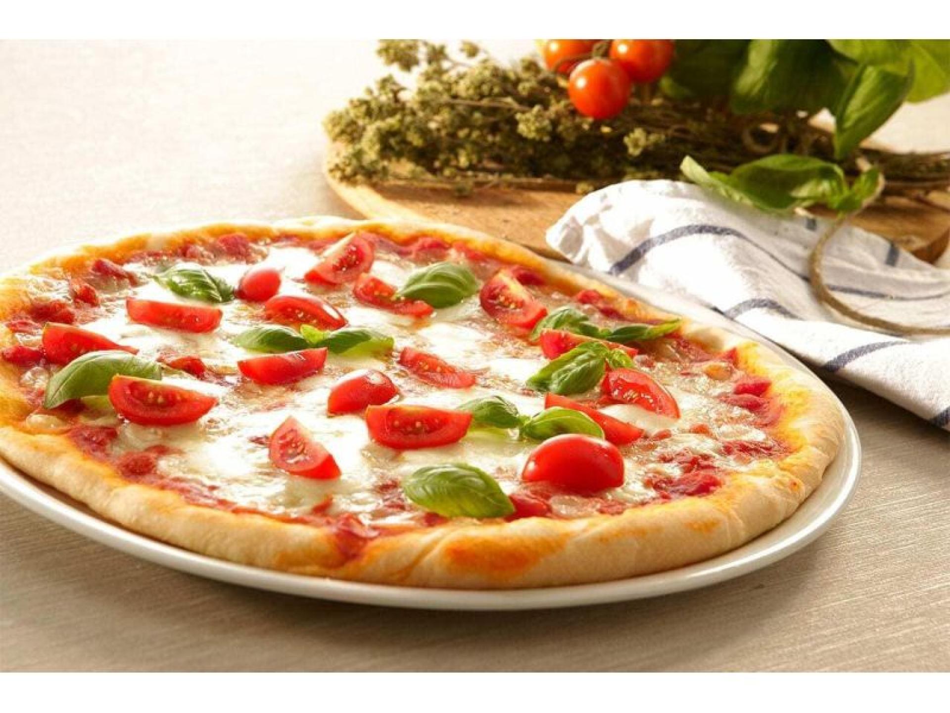 Pizza Shop Business With 607887 1