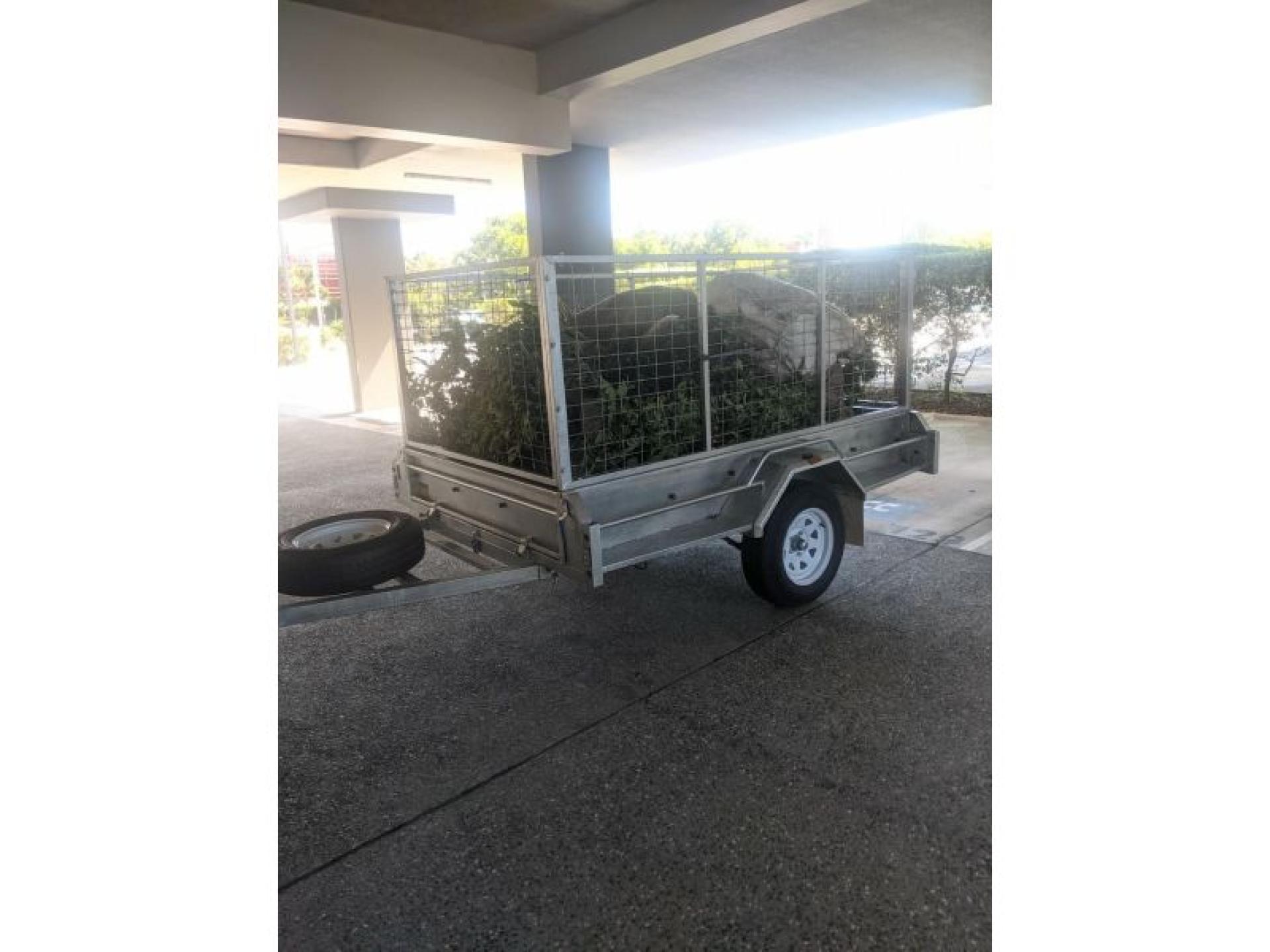 Sold-body Corporate Garden And 608677 3