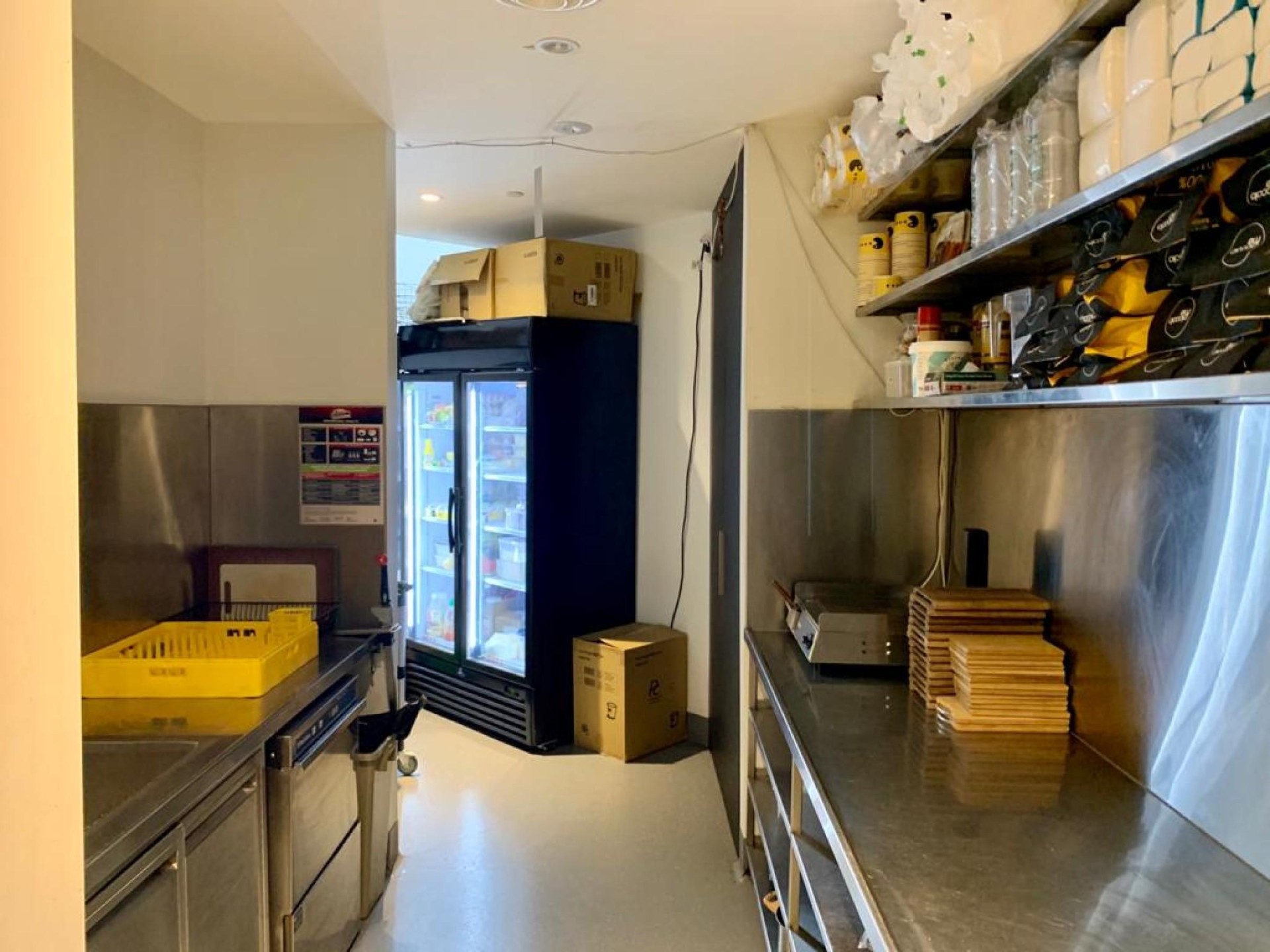Cafe In Spencer Street 608834 2