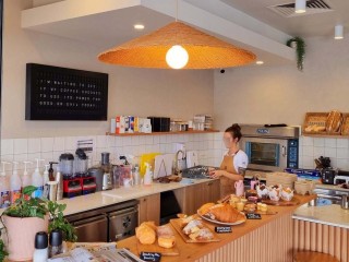 Famous Sydney Café Franchise in Sunshine Coast. High Sales Continued Growth Full Training & Support!