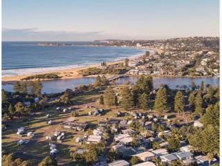 Under Offer! Waterfront Café in an Idyllic location, Sydney Northside.