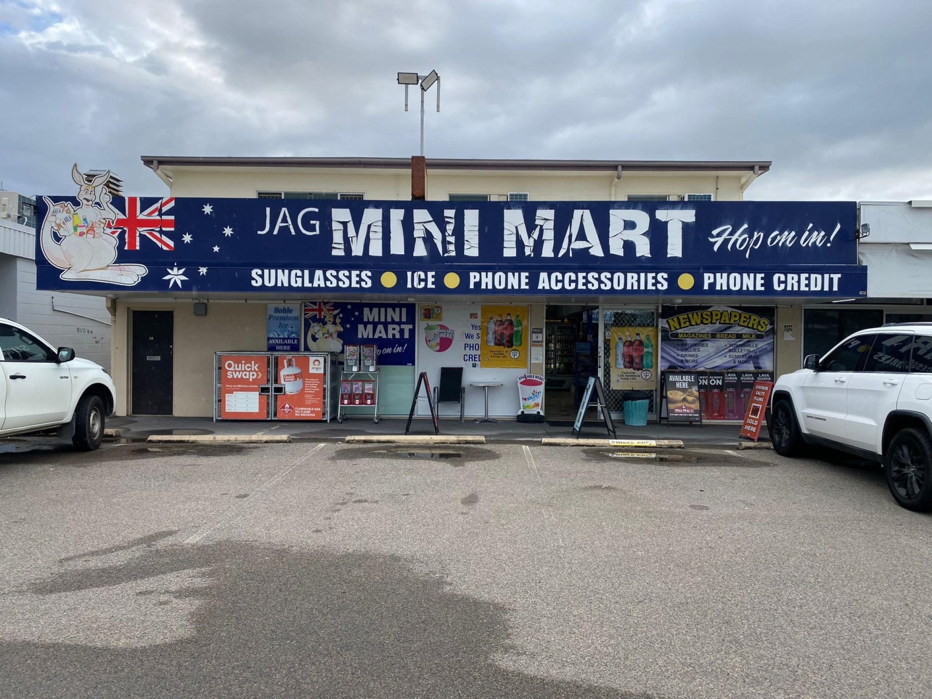 Jag Mini Mart & 610261 1