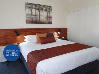 AFFORDABLE, LOW COST LEASHOLD OFFERING IN STRONG REGIONAL CENTRE - 2773ML