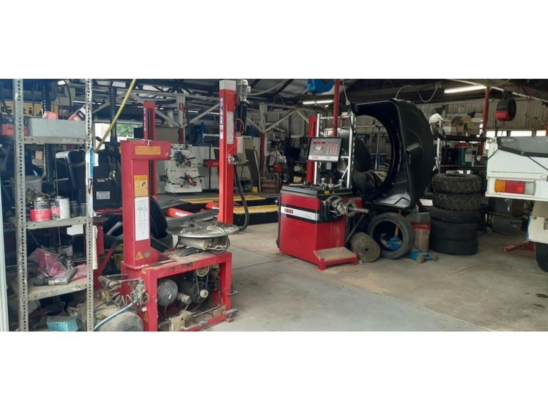 Freehold Automotive Workshop And 612724 2