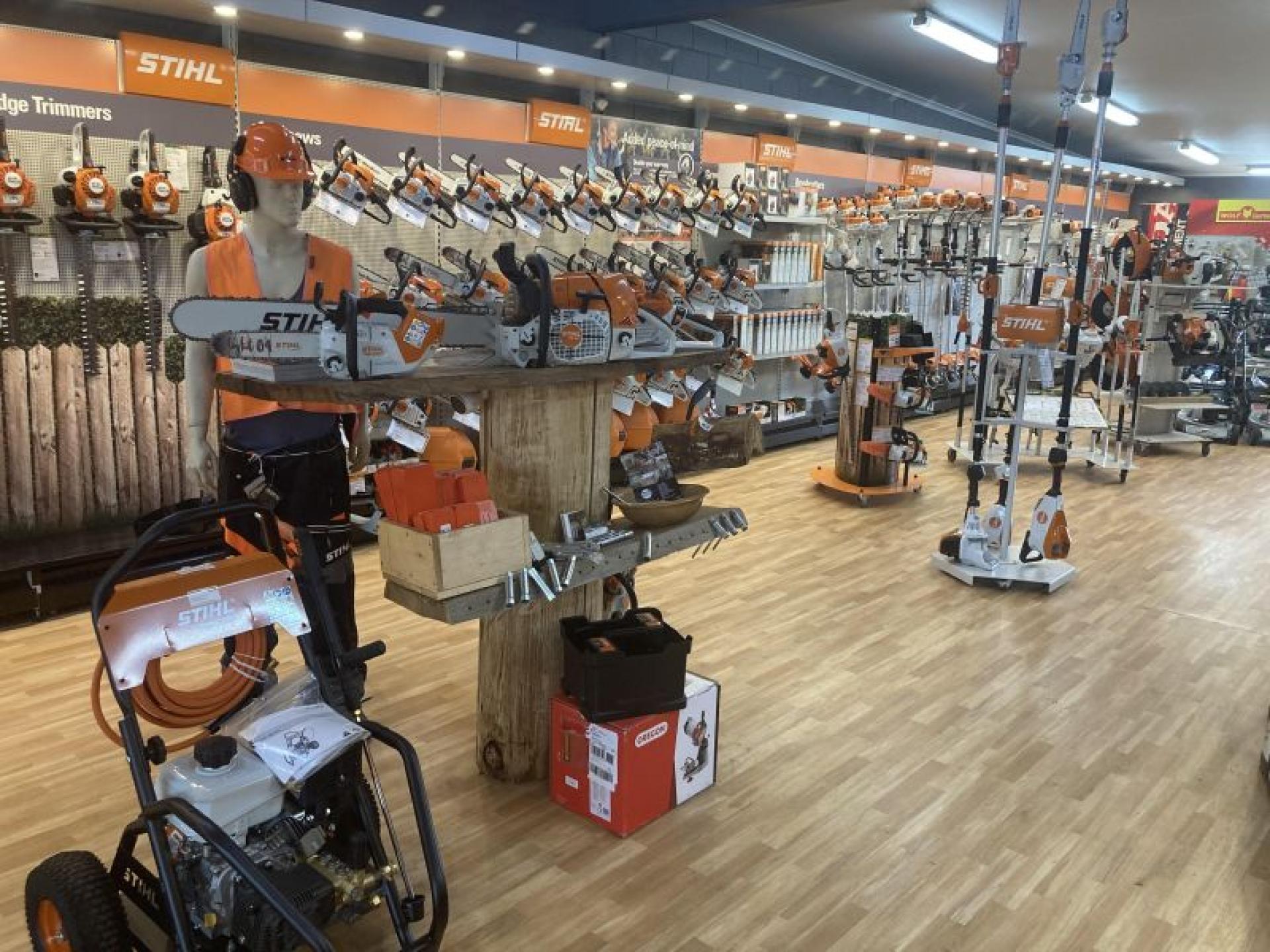 Under Offer - Outdoor 614061 3