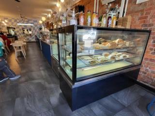 Modern Fully licensed Restaurant/Café with Endless Potential - Collingwood