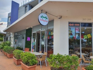 Great Presentation, Very Busy Restaurant at Ettalong Beach