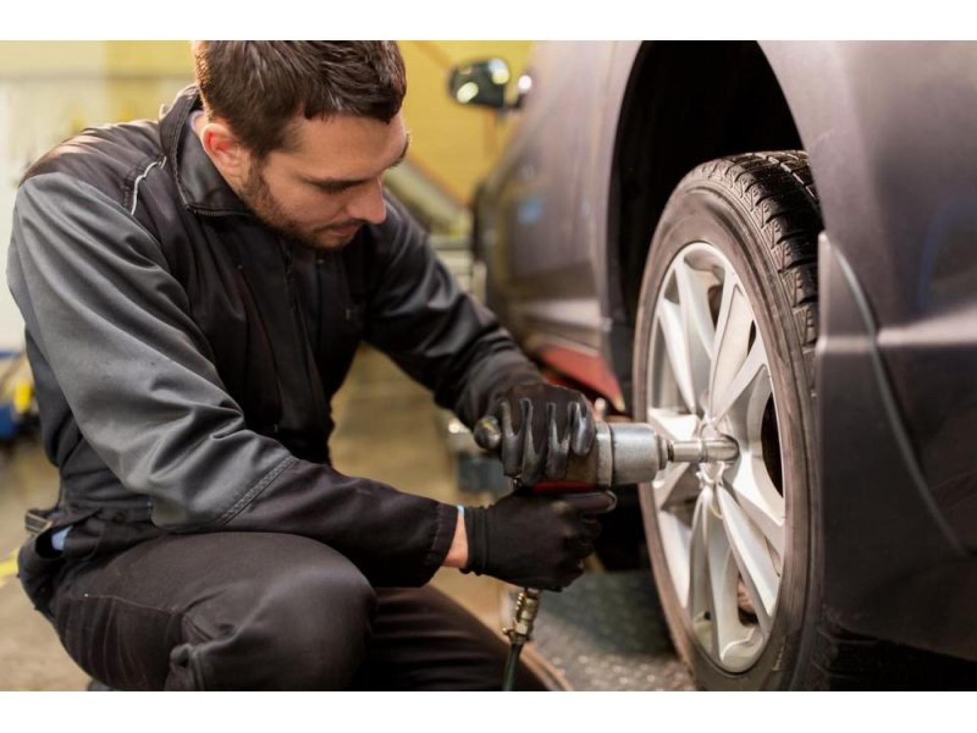 Reputable Tyre & Repair 616473 1