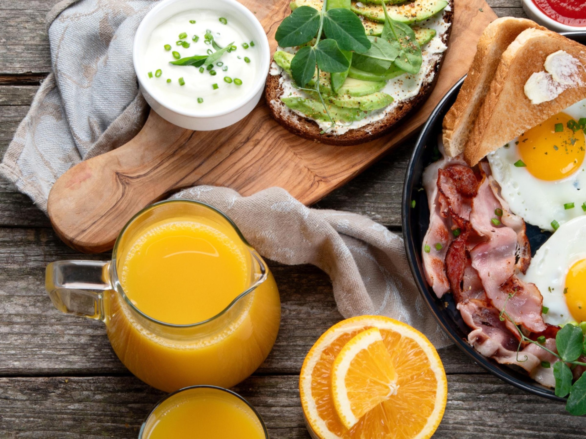 Delightful Licenced Café South 616569 3