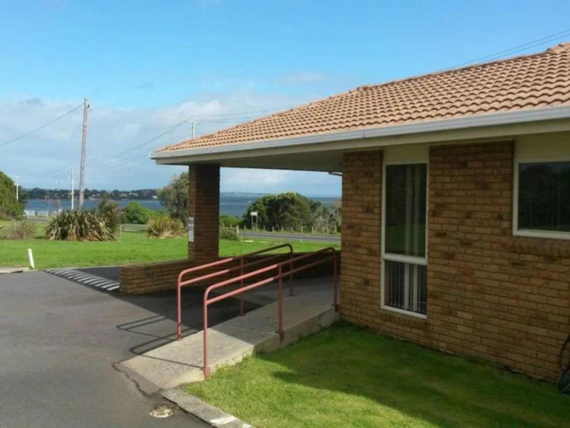 Top Of The Town 617117 2