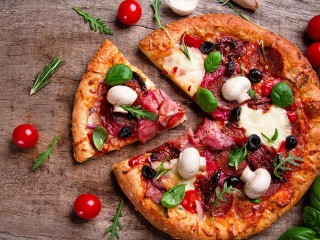 EARN SOME SERIOUS DOUGH | Pizzeria | MAS