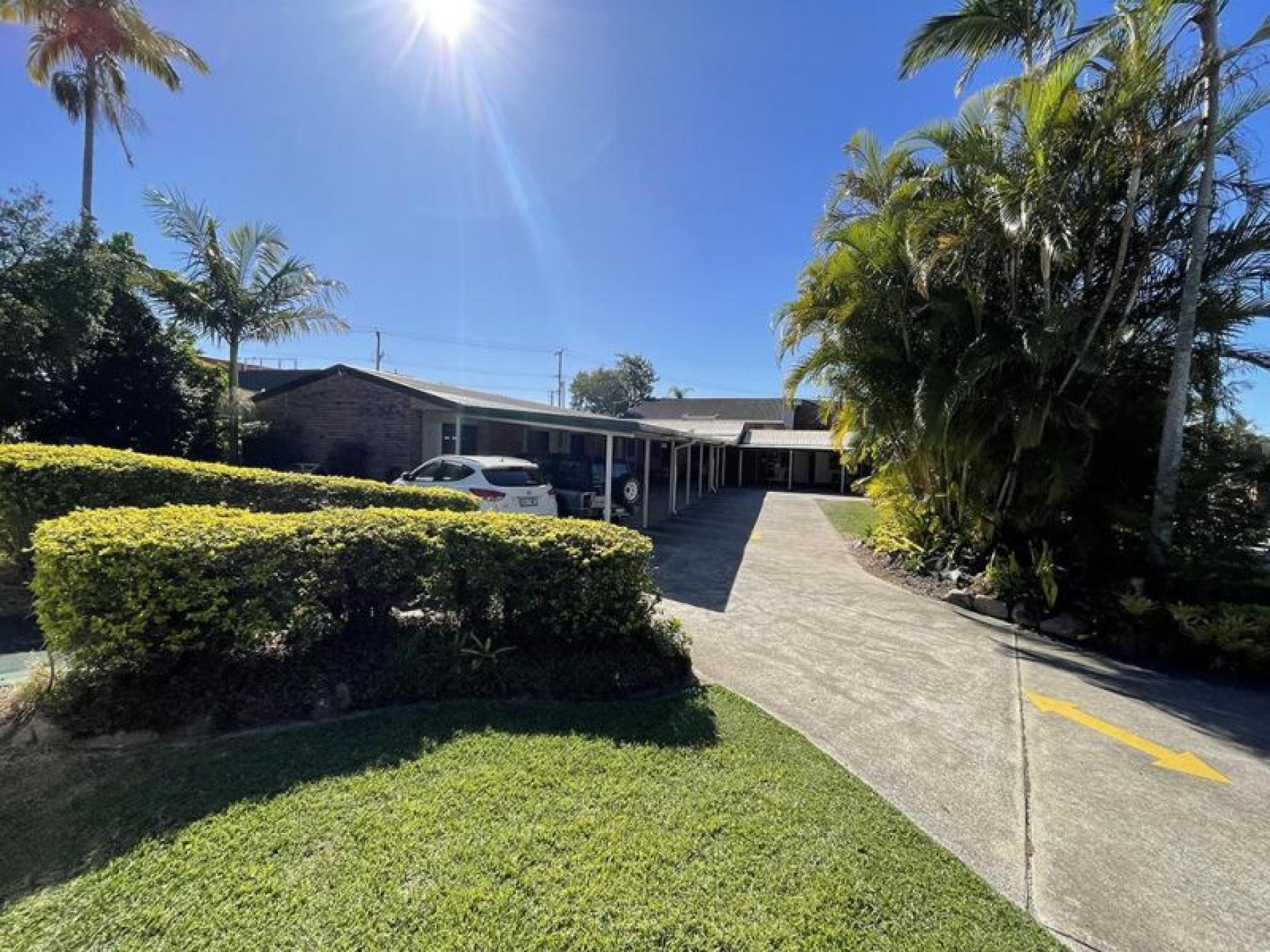 Leasehold Motel On Brisbane 618261 3