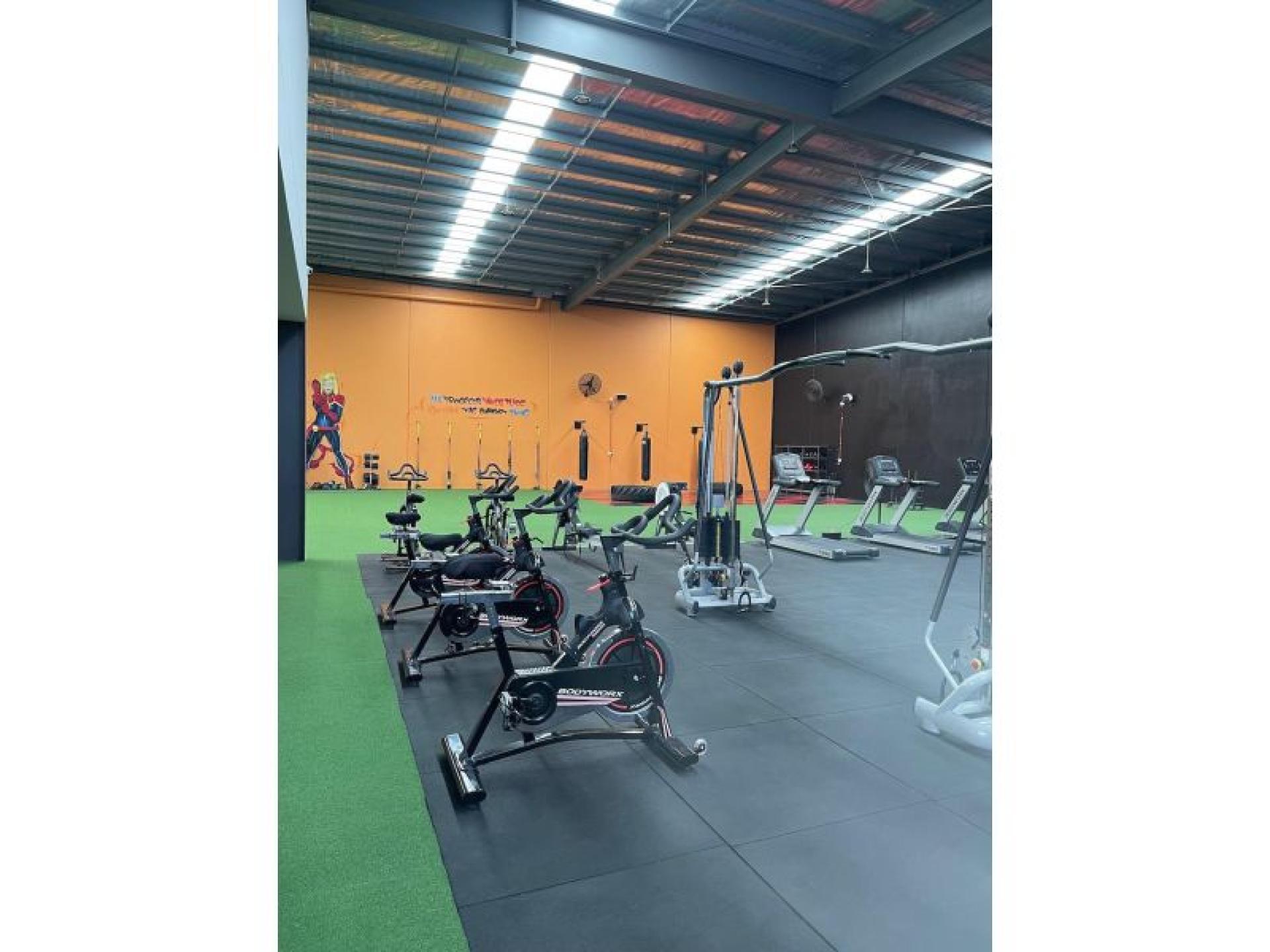 Fully Equipped Gym Selling 618647 2