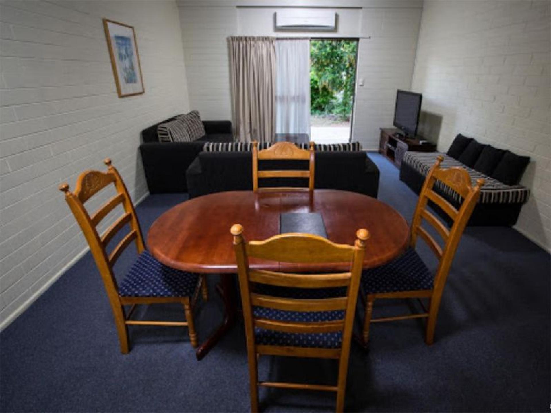 Fantastic Leasehold Business Opportunity 618738 2