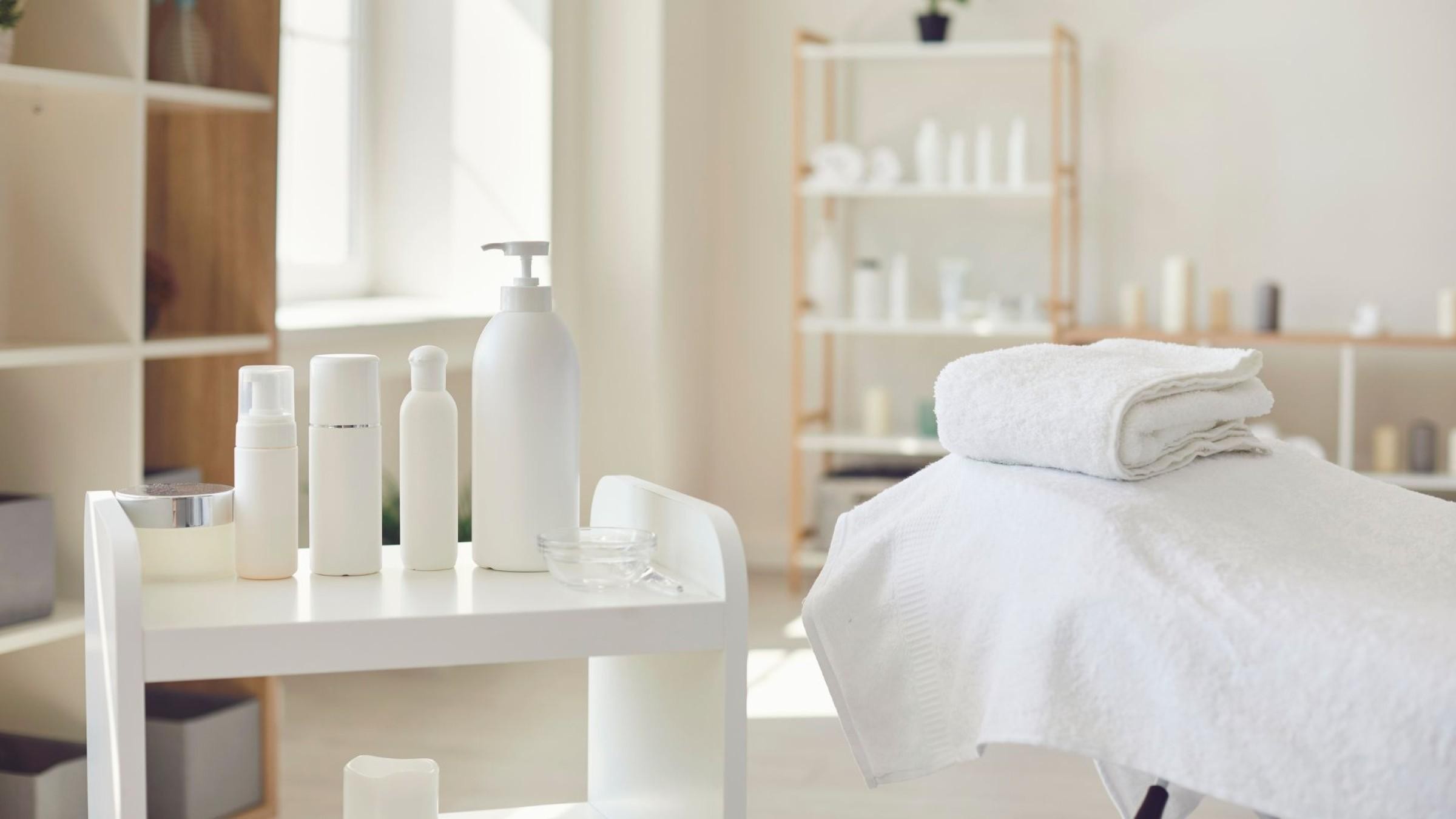 Beauty Clinic Price Reduced! 619105 2