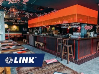 Trendy Bar Restaurant in Bondi Beach