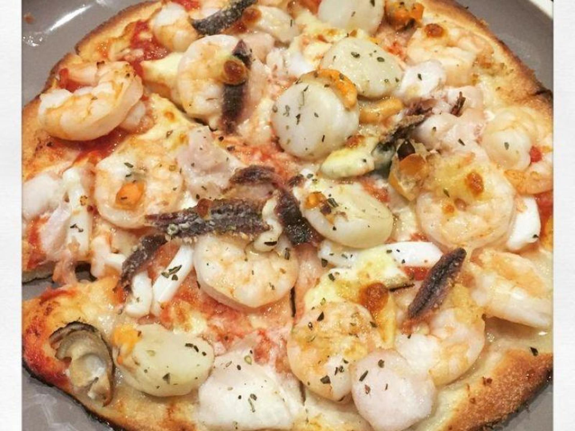 Bayside Pizza Restaurant And 621180 1