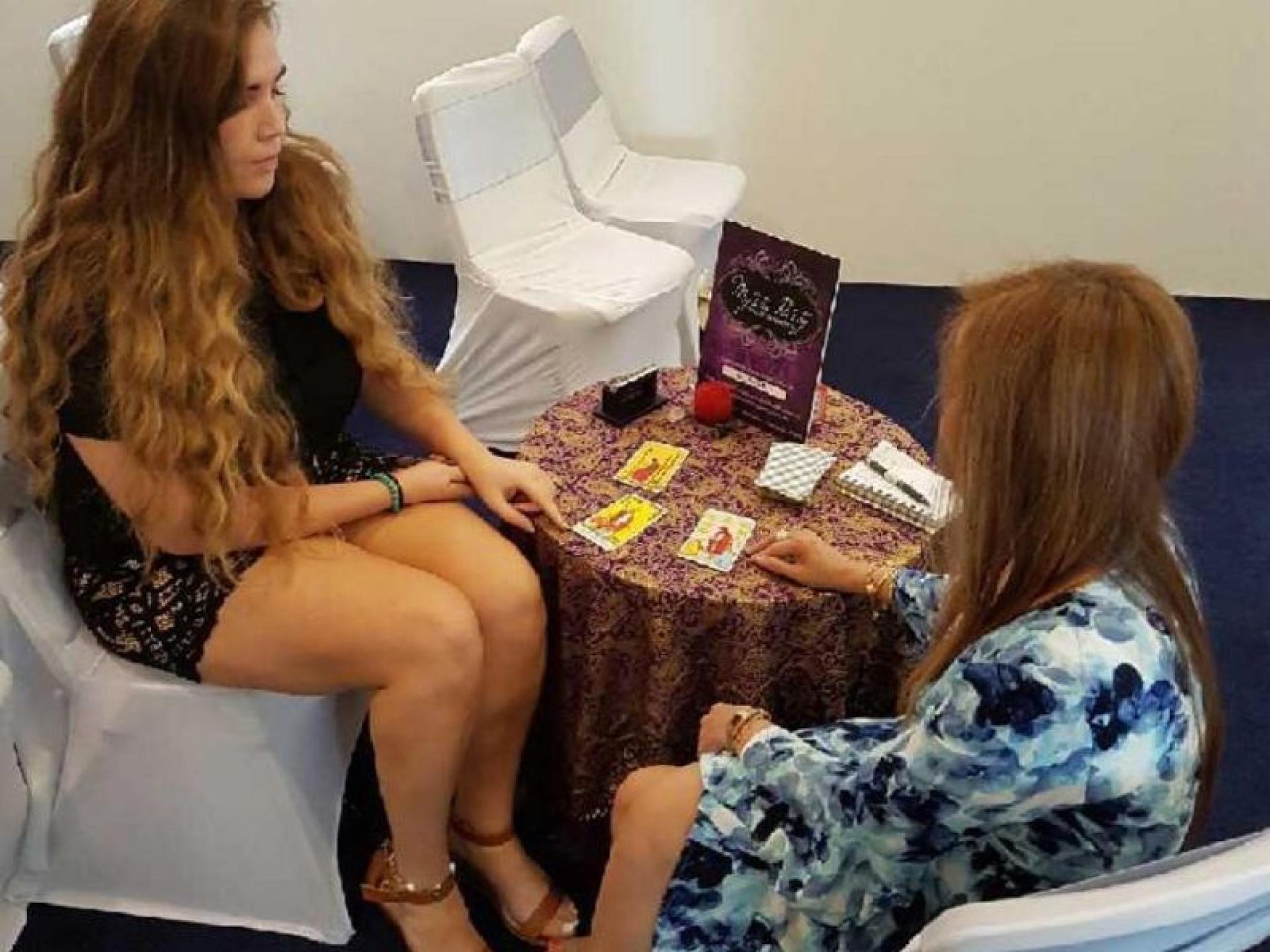 Psychic Party Entertainment Agency 621204 3