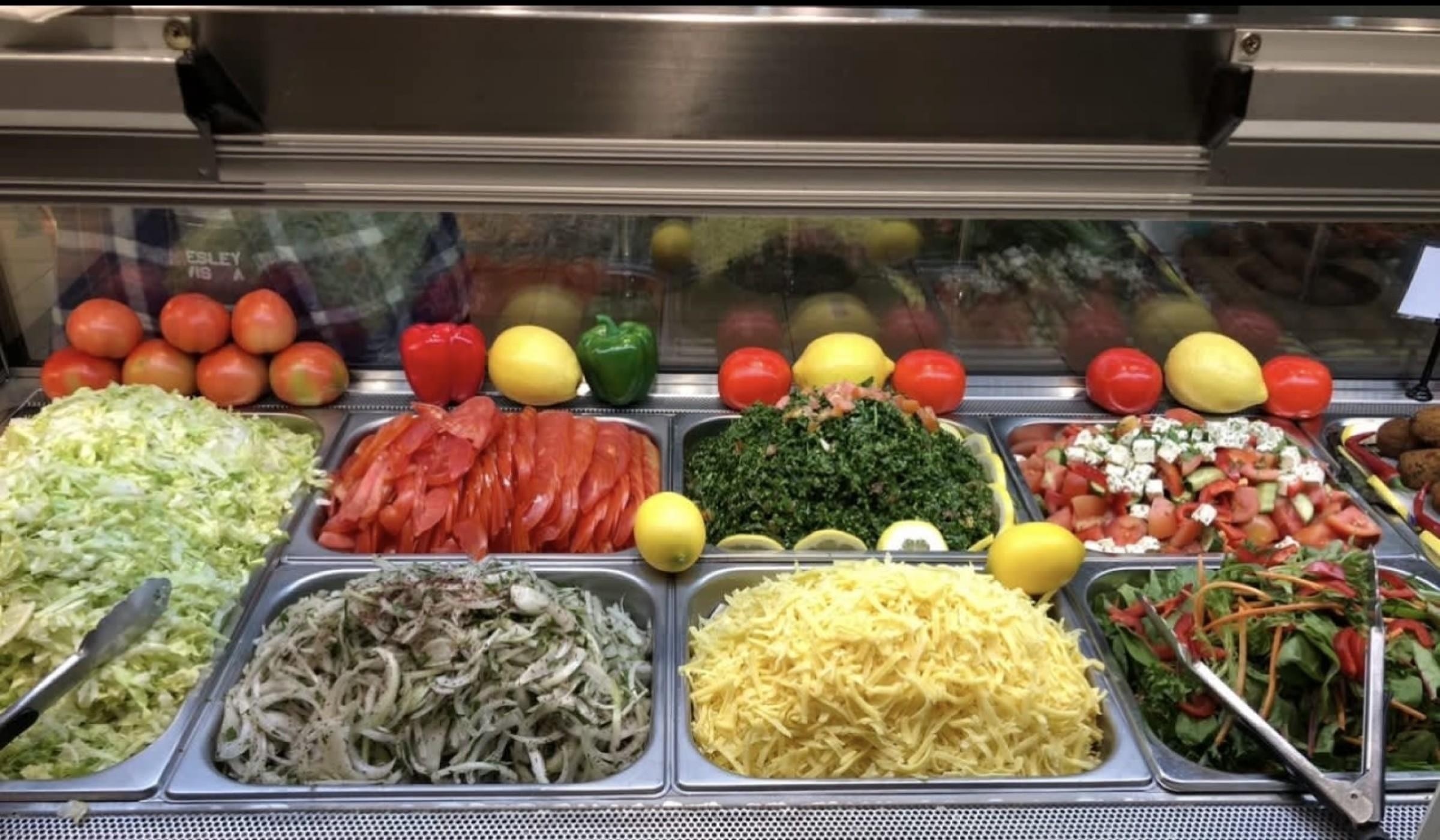 Busy Kebab Store In 621315 3